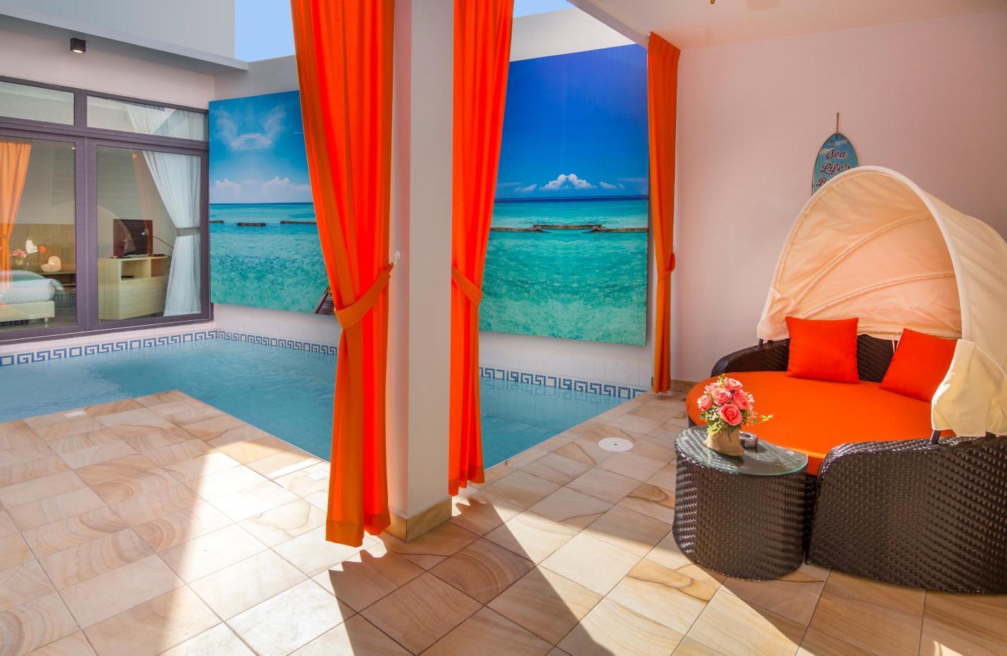 Tropicana Pool Villa Jomtien Beach