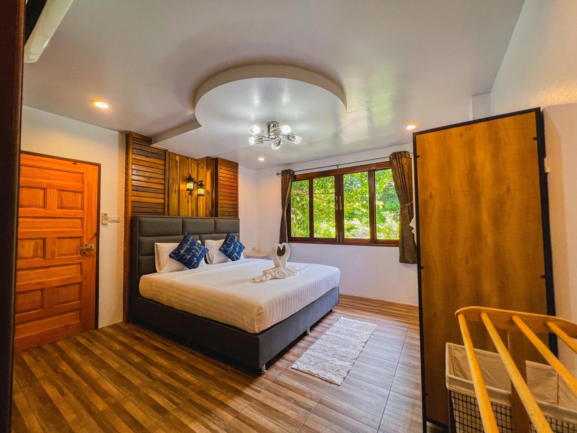 Baan View Talay Pool Villa