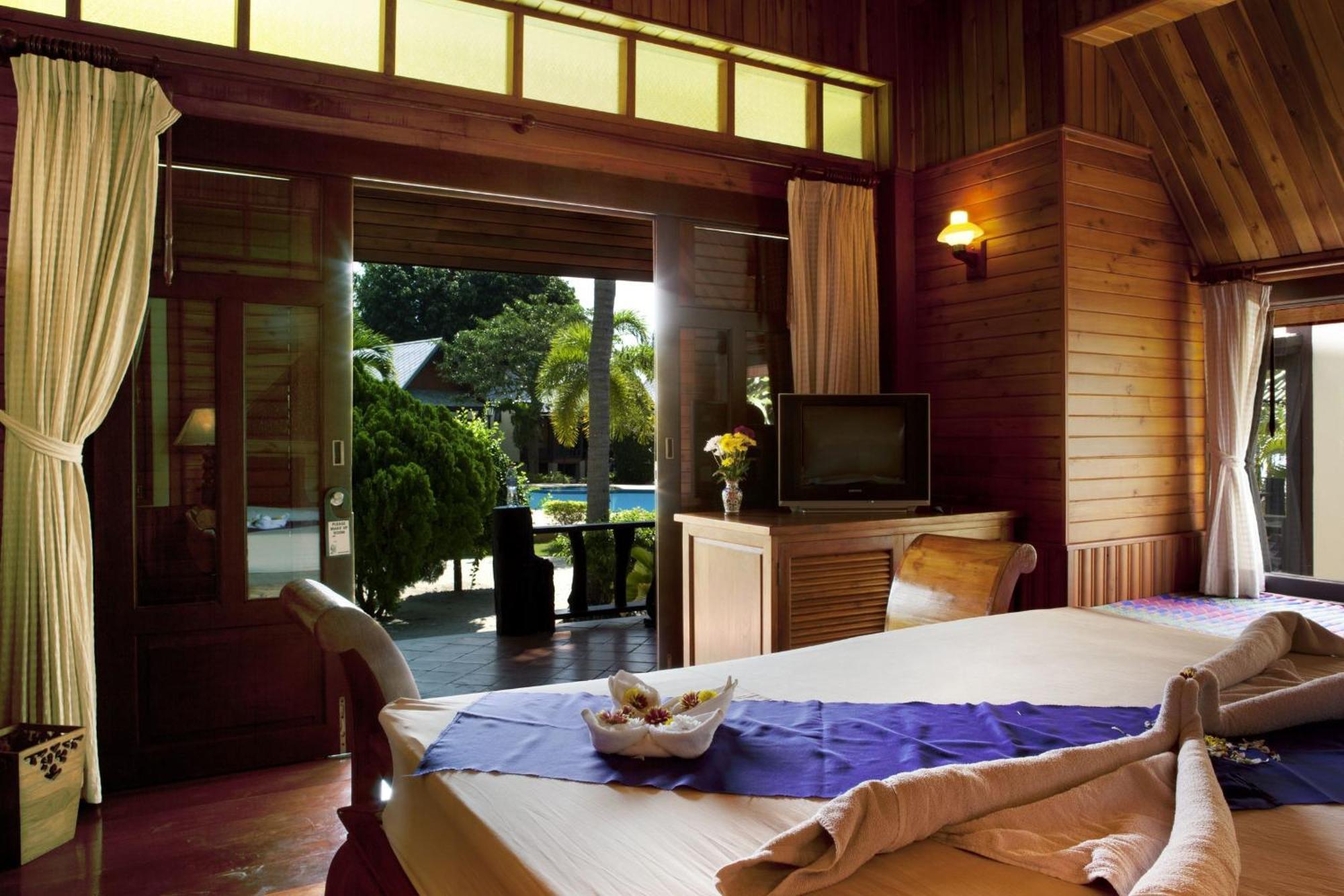 Resort Dewshore 2*