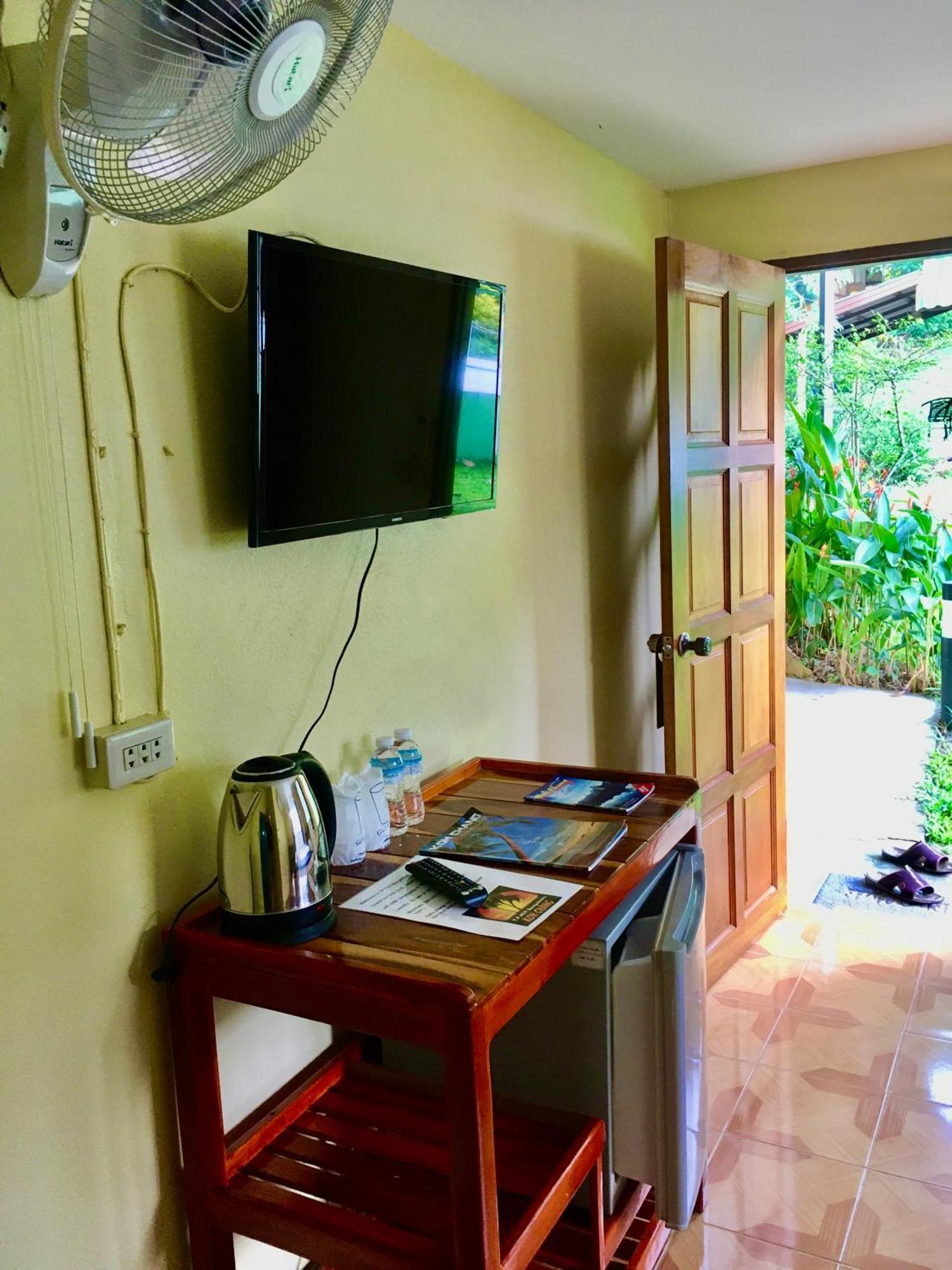 Tp Hut * Koh Chang