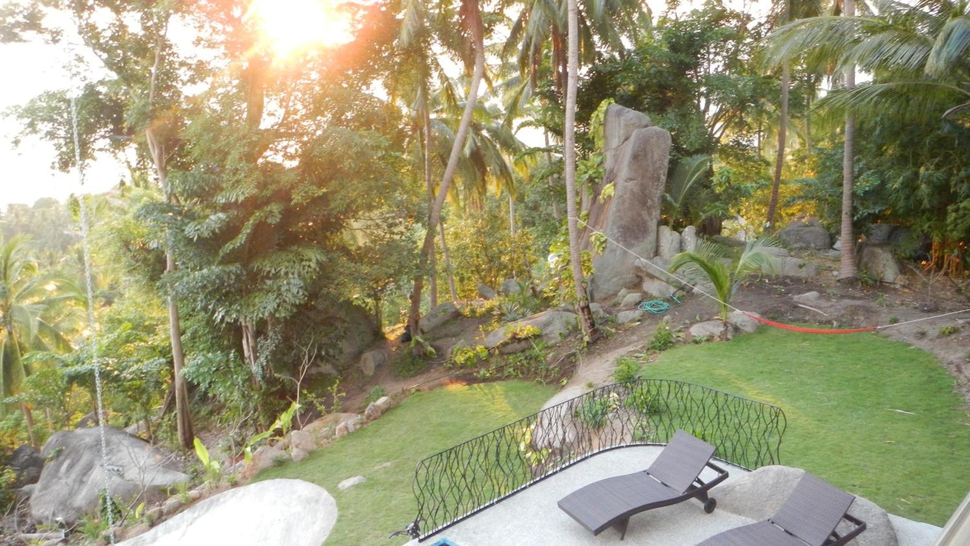 Monkey Flower Villa *