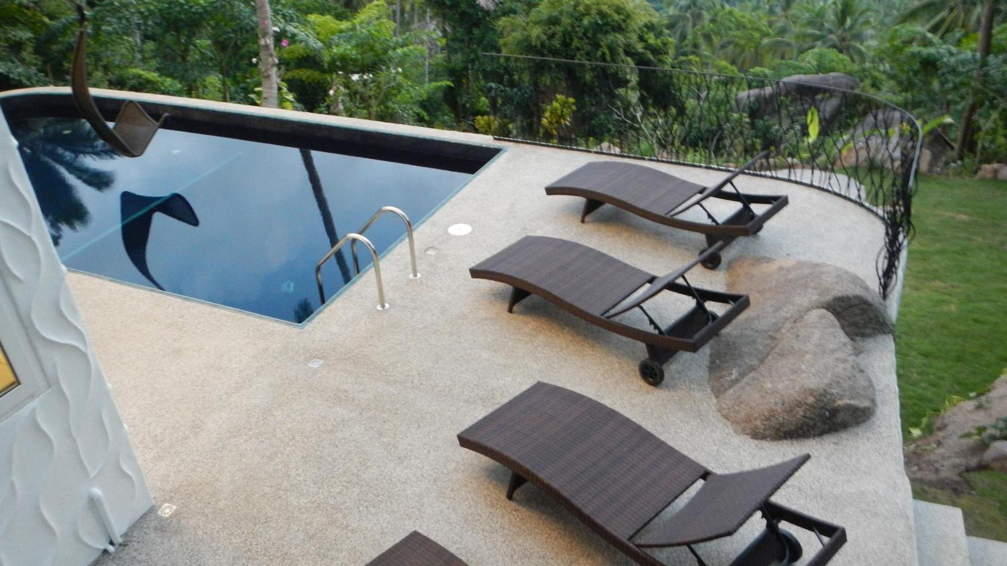 Monkey Flower Villa Koh Tao