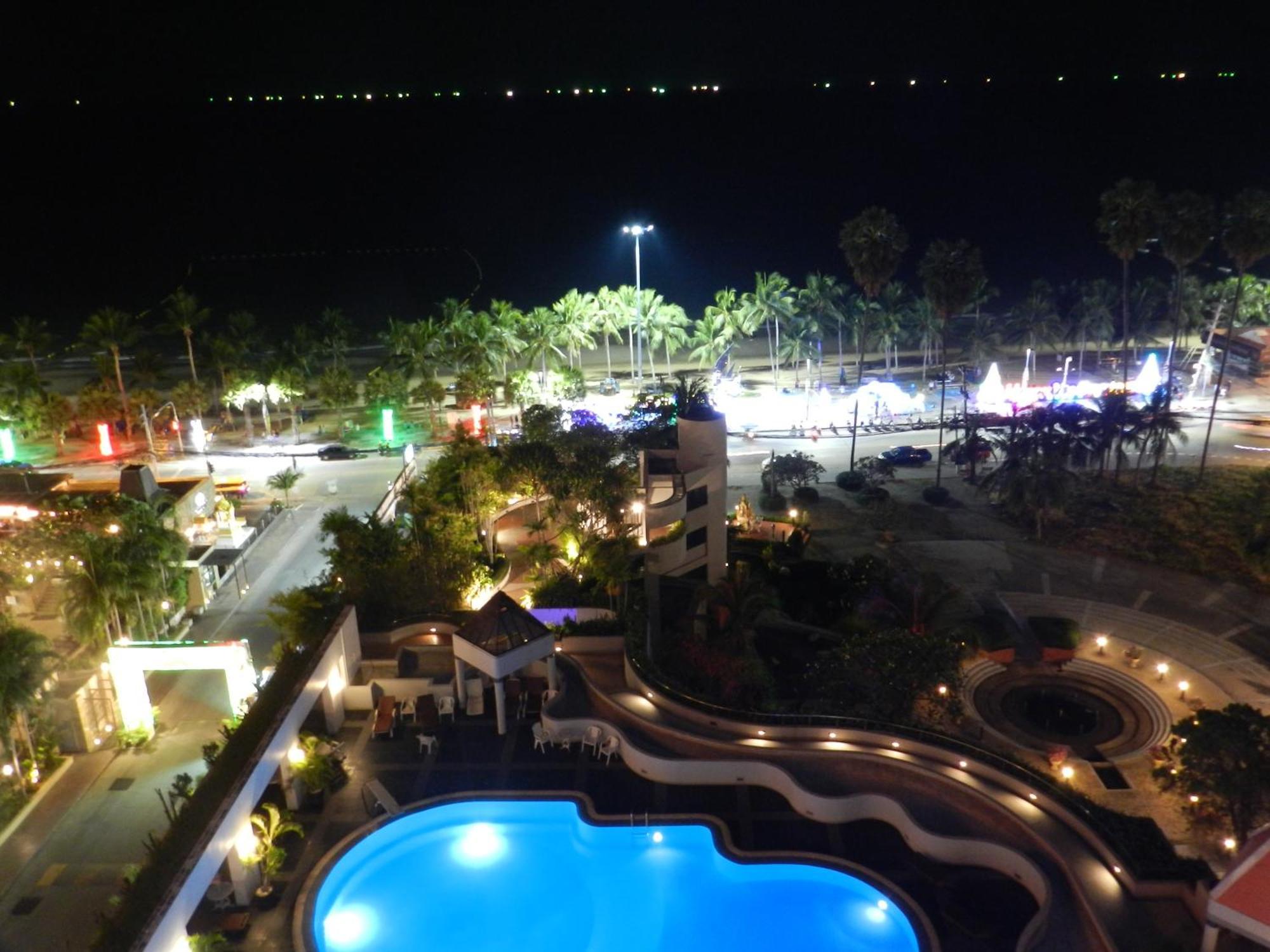Jomtien Plaza Condotel Jomtien Beach