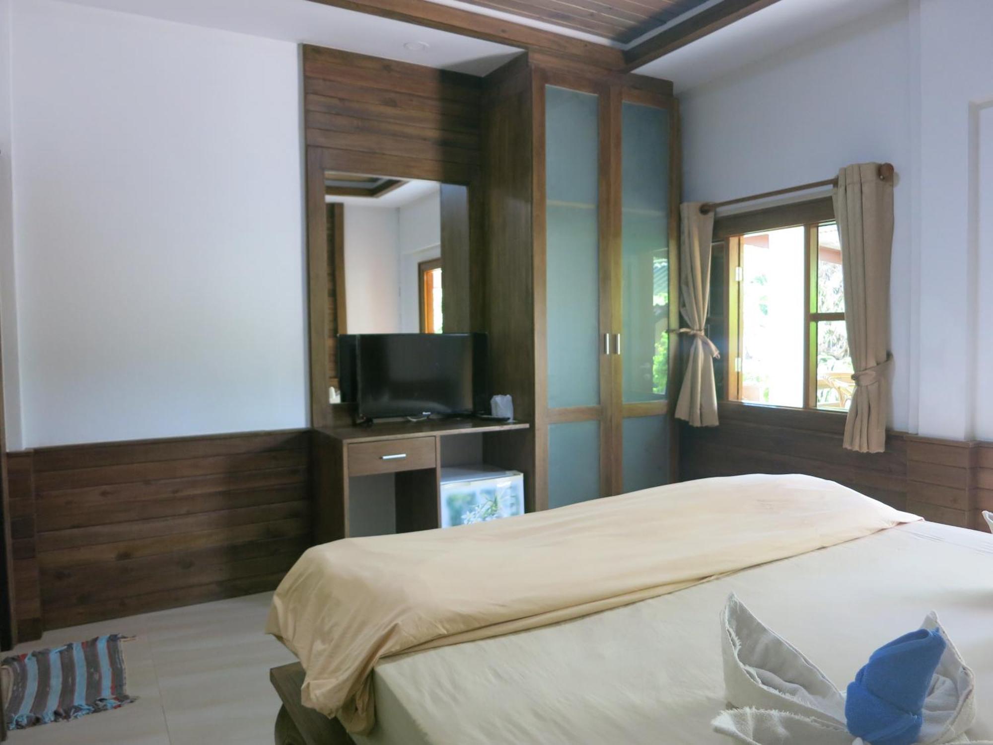 Dewshore Resort 2*