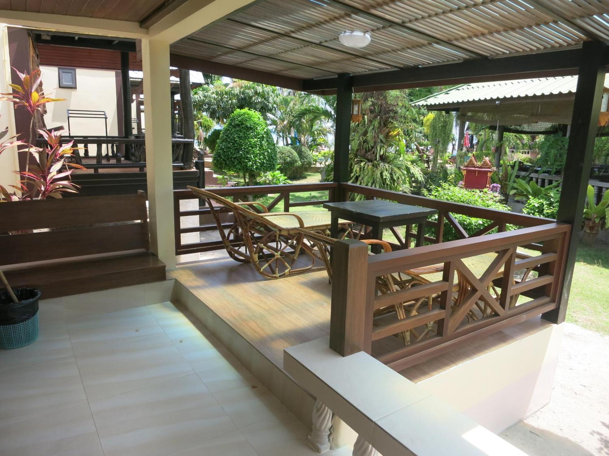 Resort Dewshore Baan Tai
