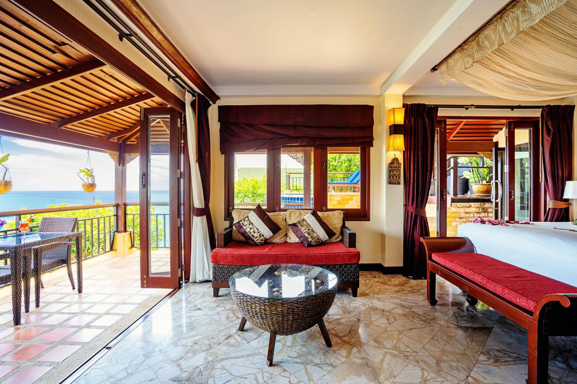 Resort Sandalwood Luxury