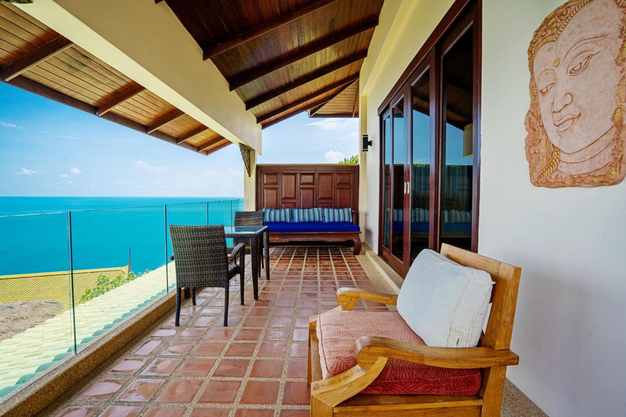 Sandalwood Luxury Resort 5*