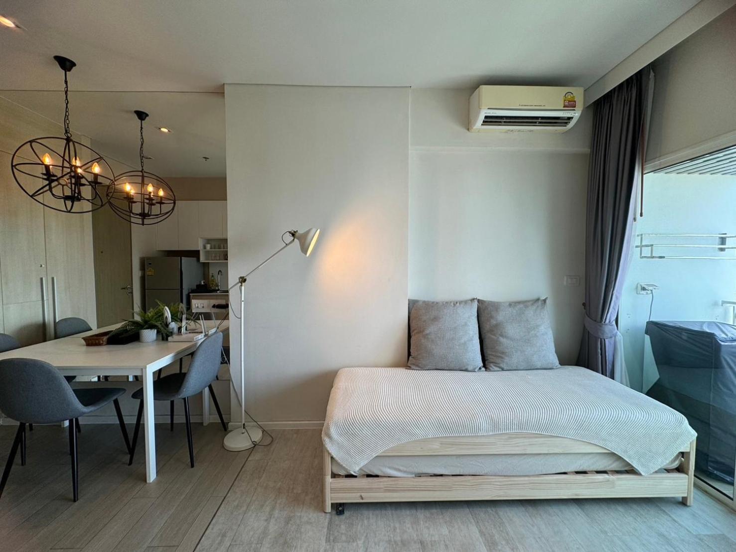 Apartment By Hello Pattaya At Veranda *