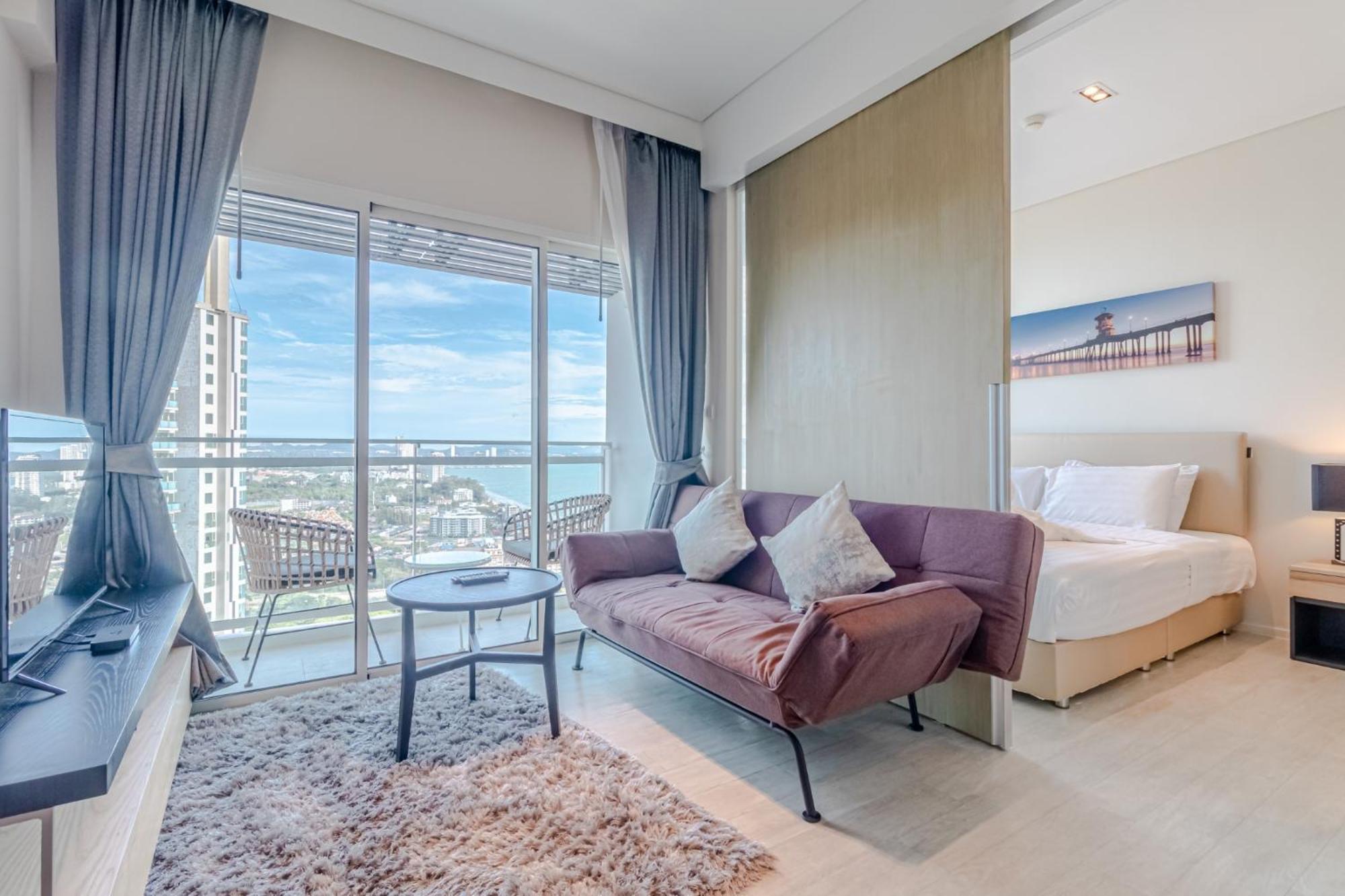 By Hello Pattaya At Veranda * Jomtien Beach