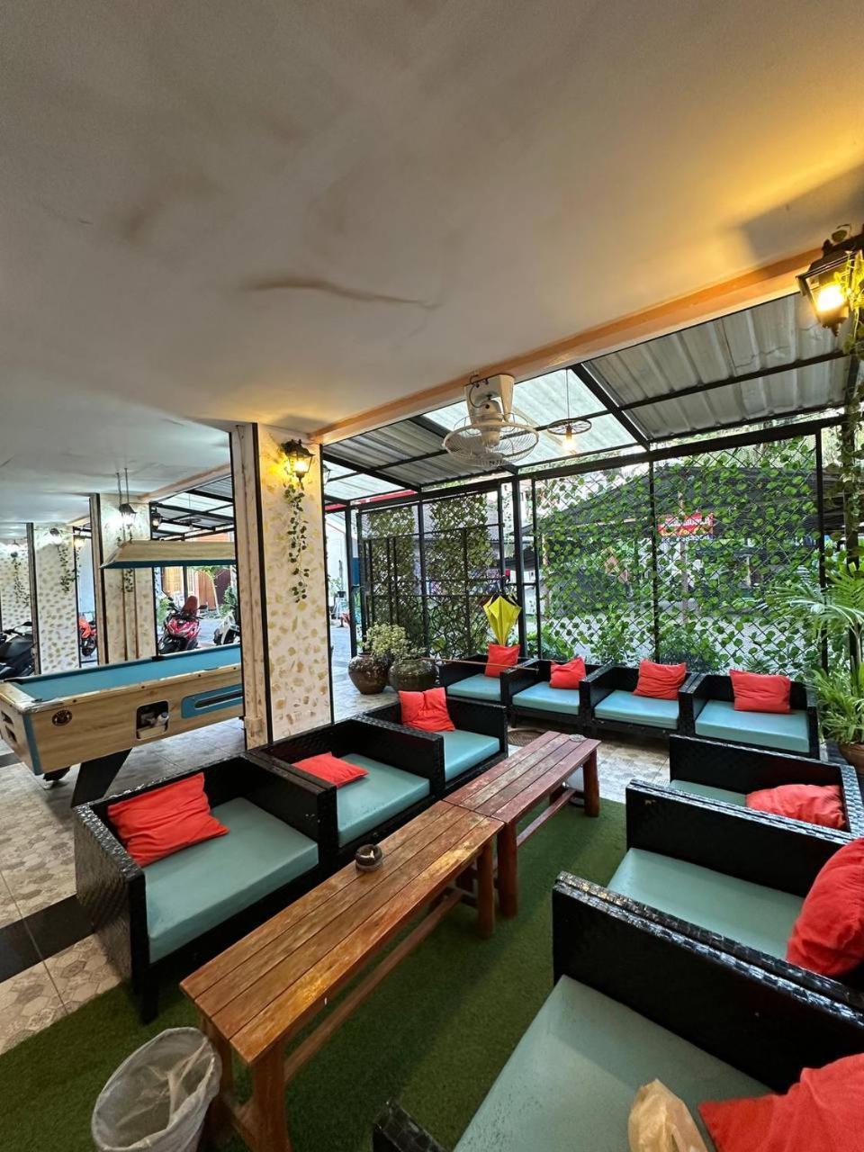 Blueskyhouse Hotel