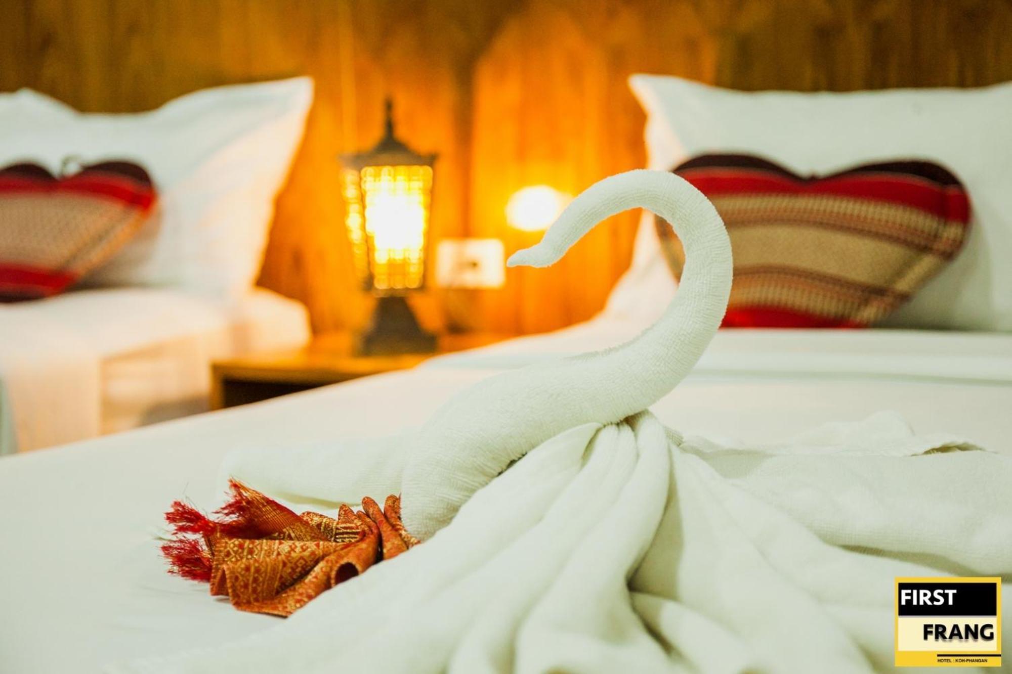 First And Frang - Koh Phangan Hotel 2*