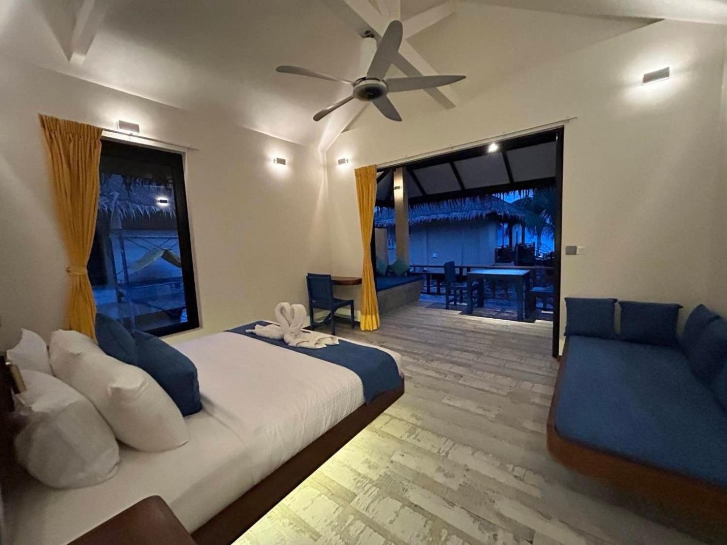 Absolute Beachfront Hotel 5*