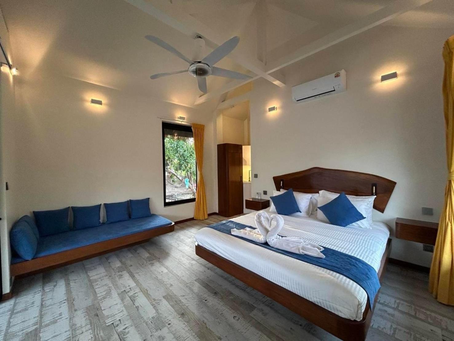 Hotel Absolute Beachfront Baan Tai