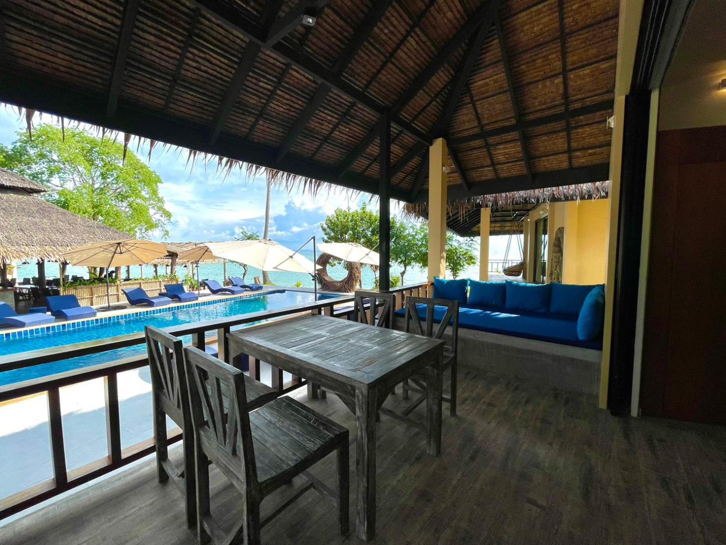 Hotel Absolute Beachfront Baan Tai