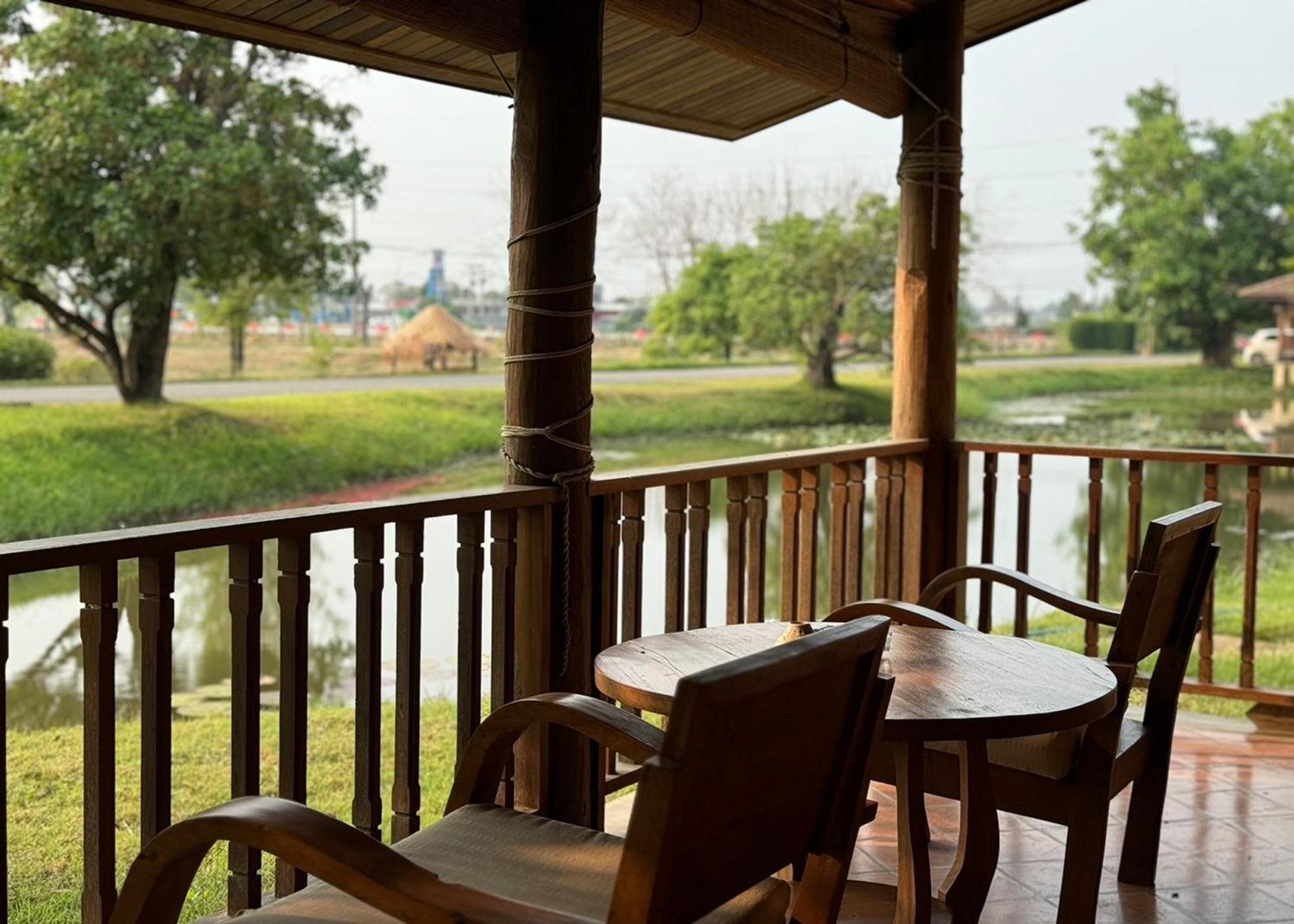 Hotel Karina Chiang Mai