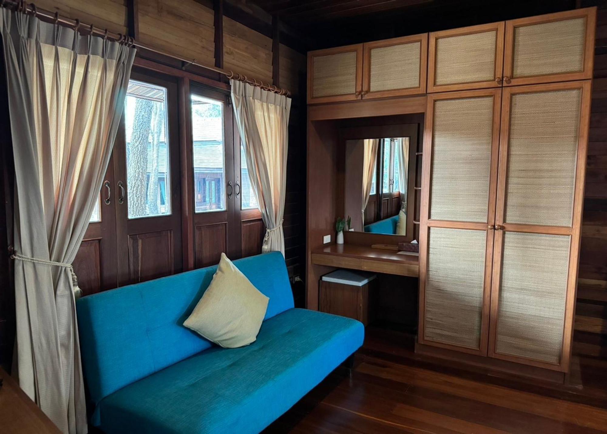 Hotel Karina 3*