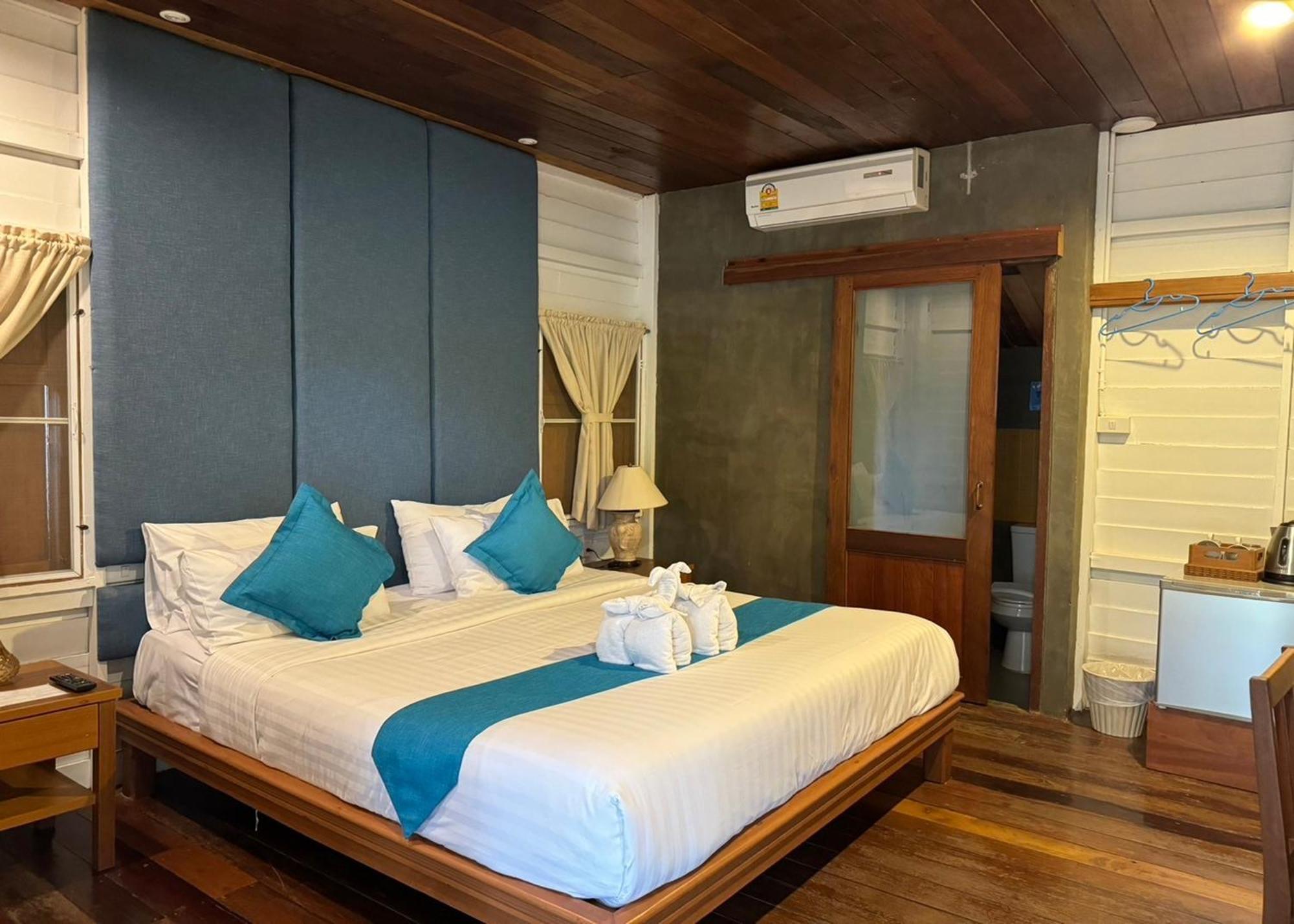 Hotel Karina Chiang Mai