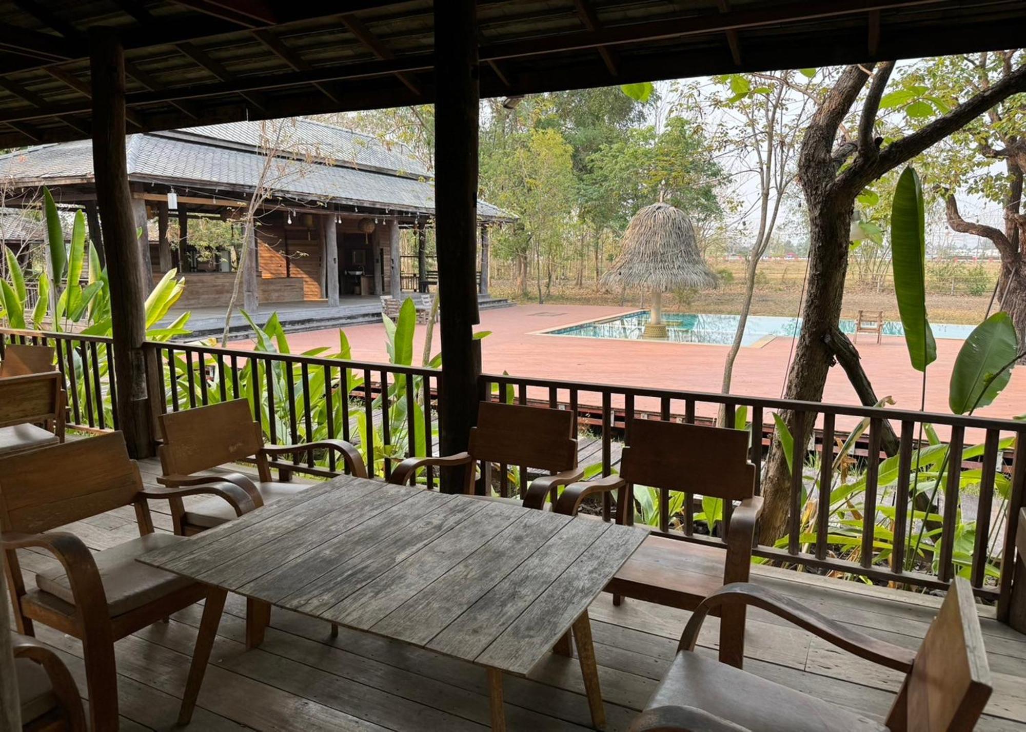 Karina Hotel