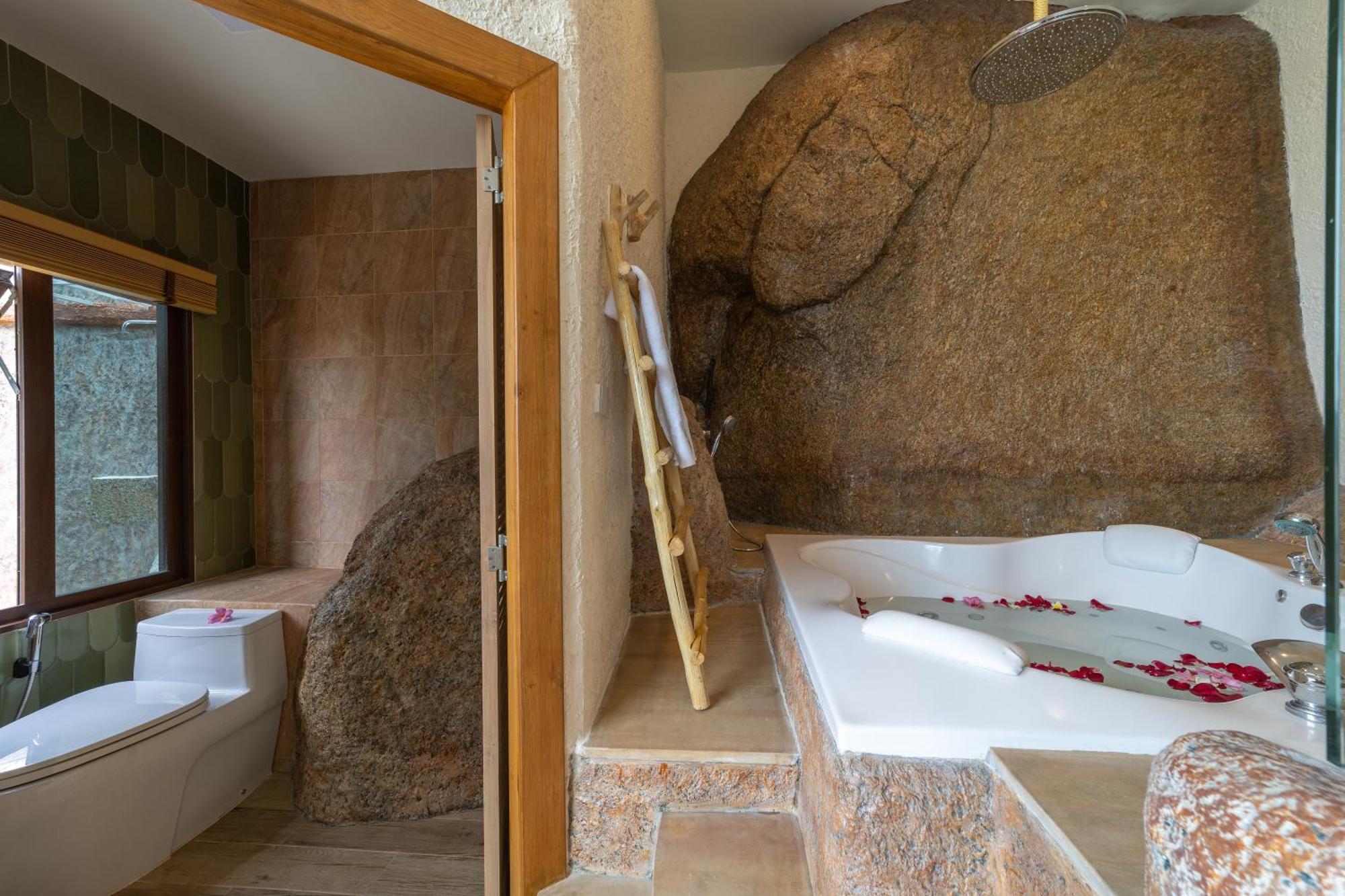 The Rock Samui Hotel 4*