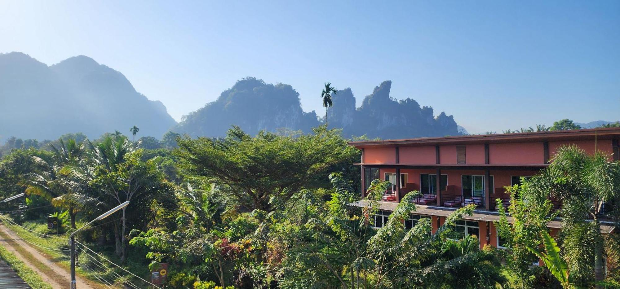 Hotel Khao Sok Country