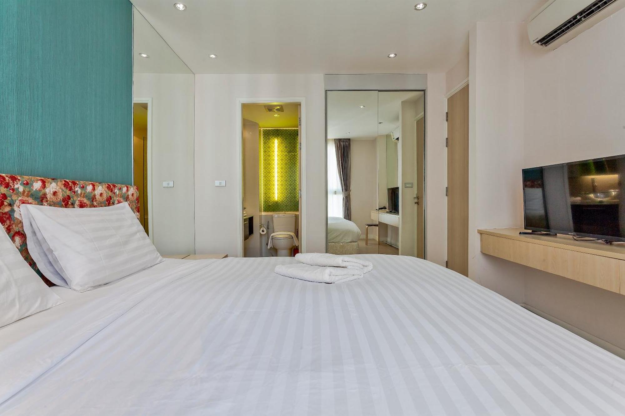 Apartment Grande Carribean L Family Stay L Pattaya L Luxury Views & Comfort *