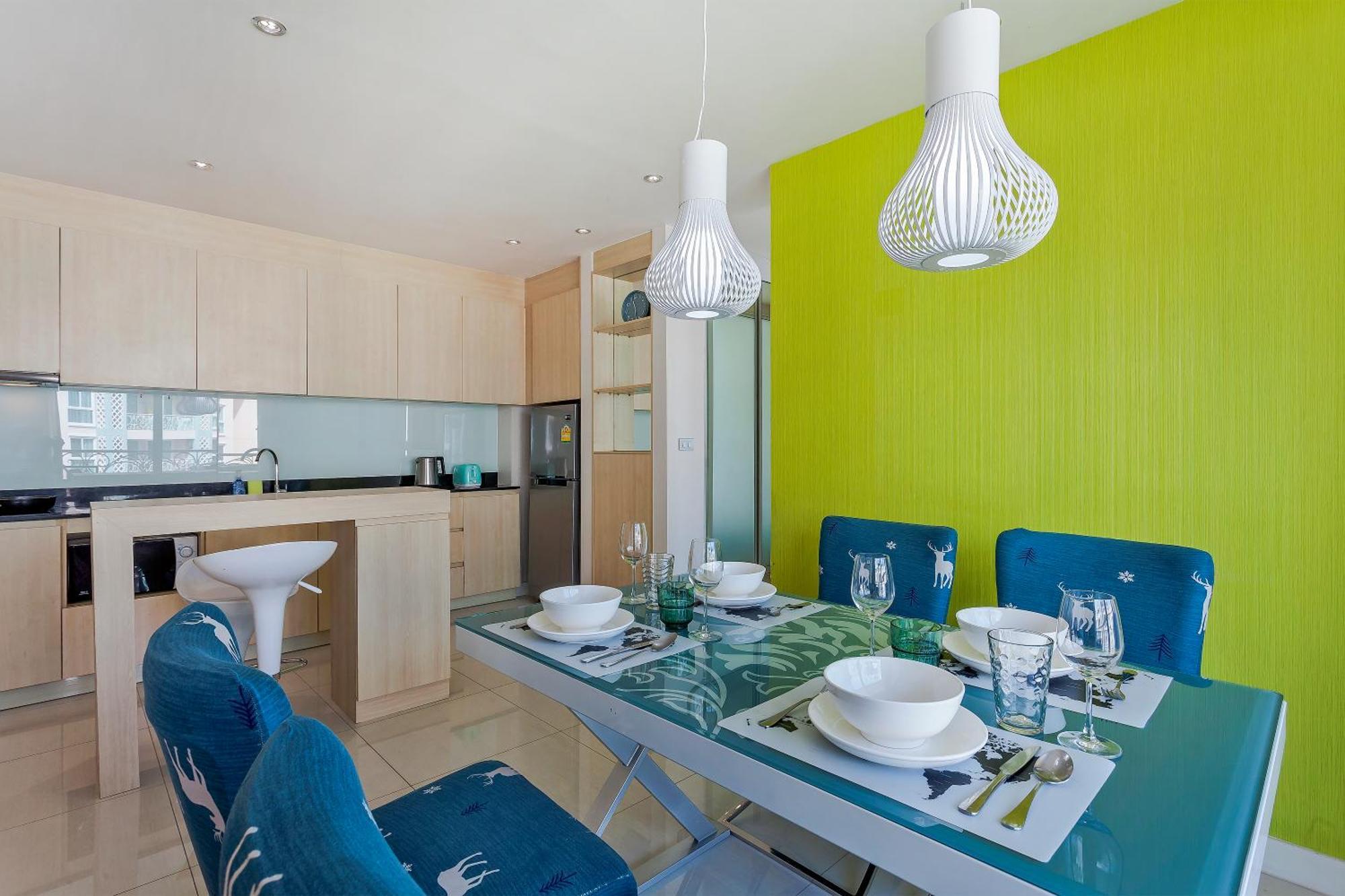 Grande Carribean L Family Stay L Pattaya L Luxury Views & Comfort Apartment *