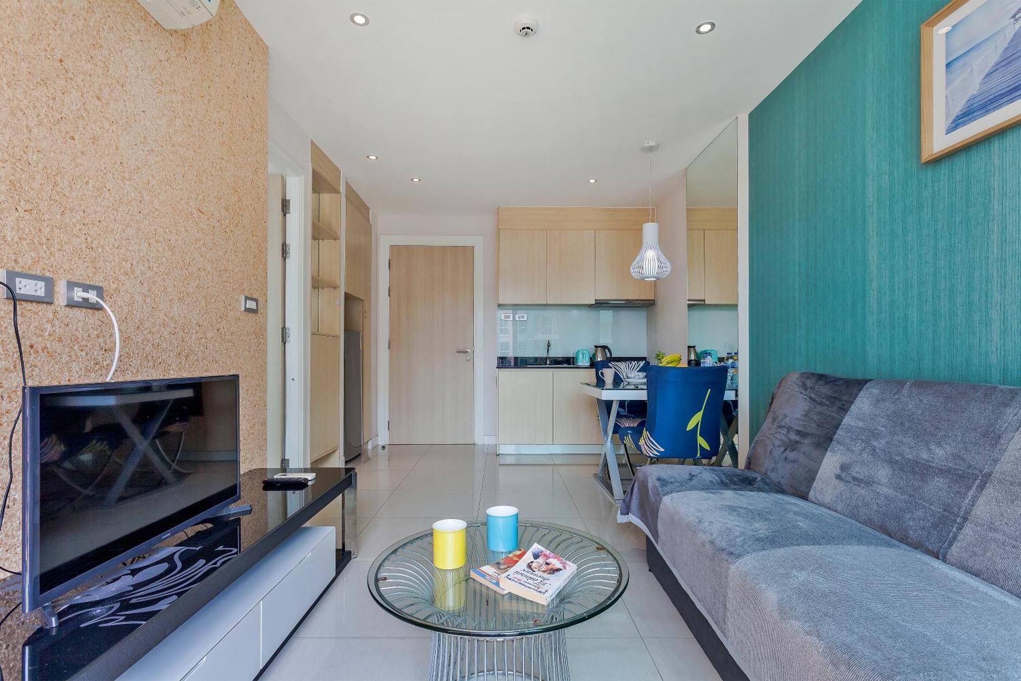 Apartment Grande Carribean L Family Stay L Pattaya L Luxury Views & Comfort *