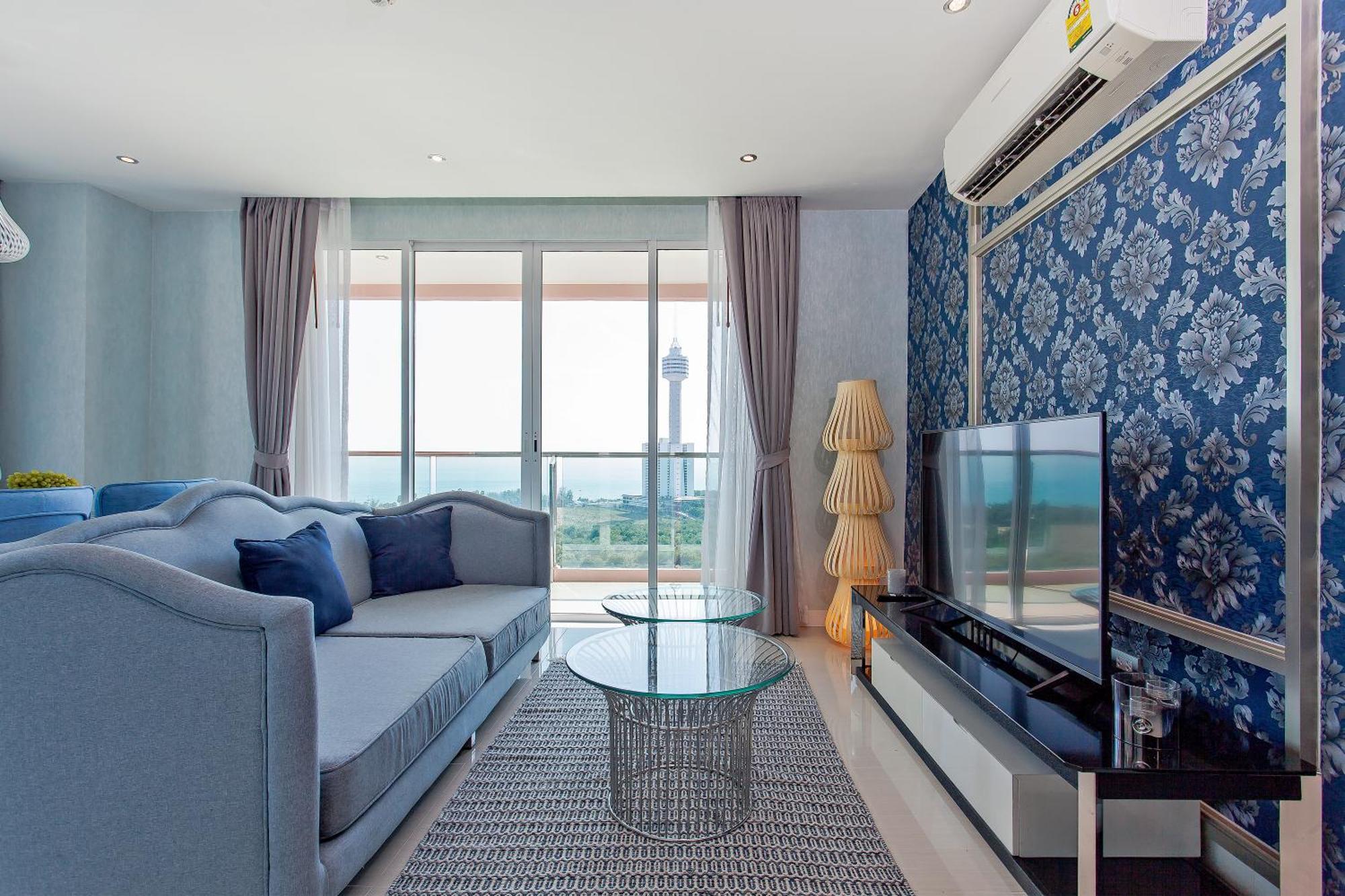 Apartment Grande Carribean L Family Stay L Pattaya L Luxury Views & Comfort *