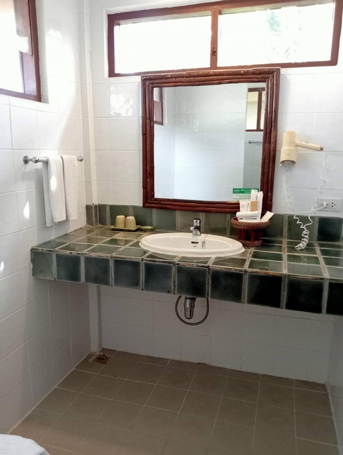 Pinnacle Samui Sha Mae Nam