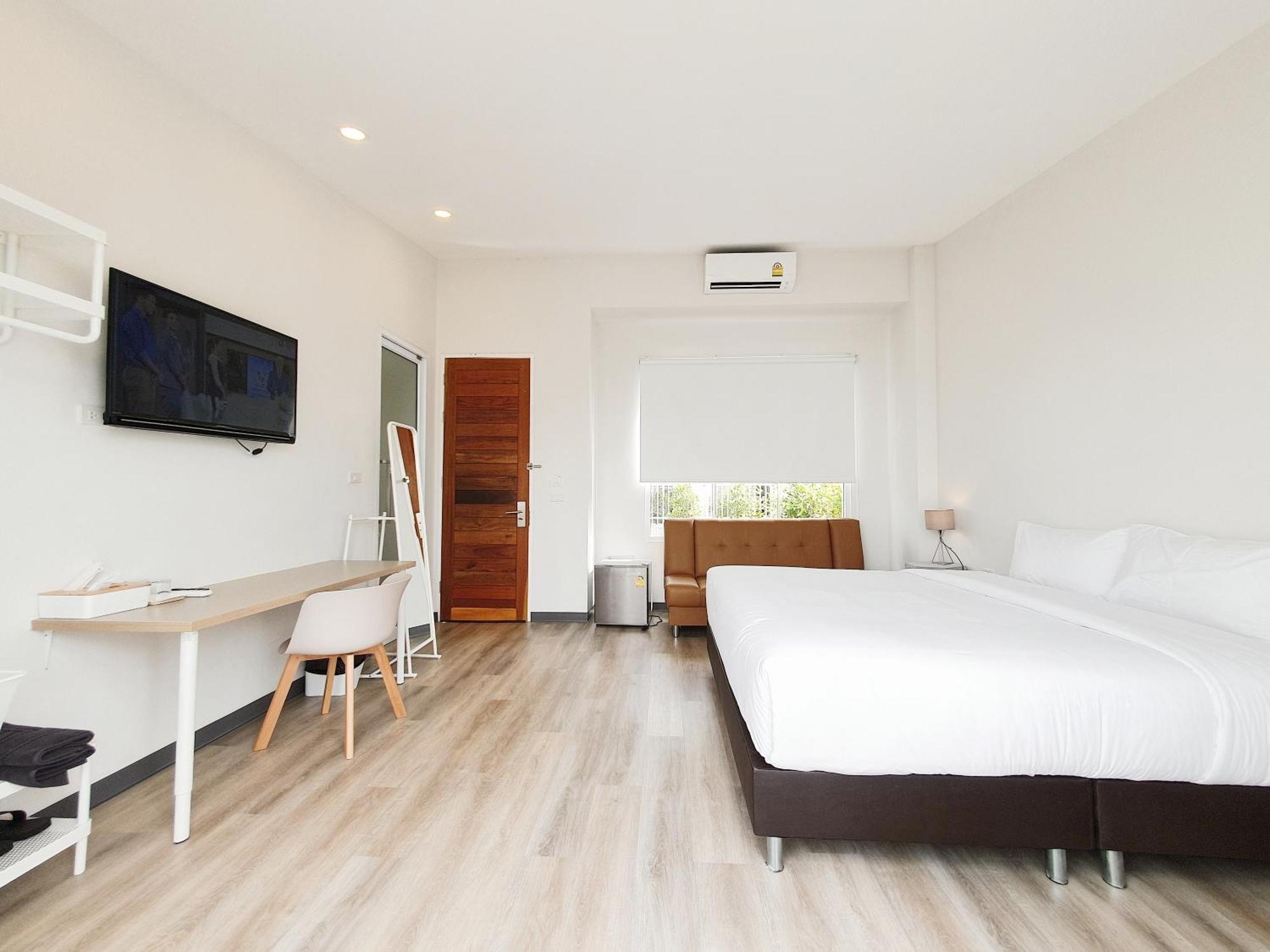 Meet Boutique 3*