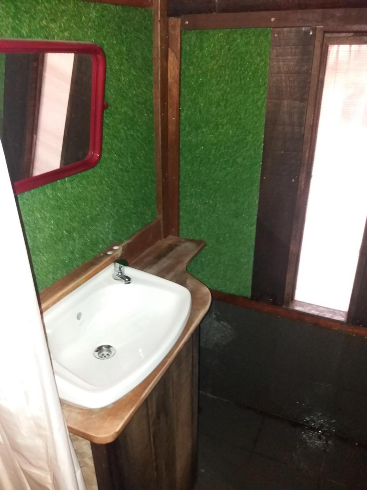 Hotel Seacroft Bamboo Village Hinkong