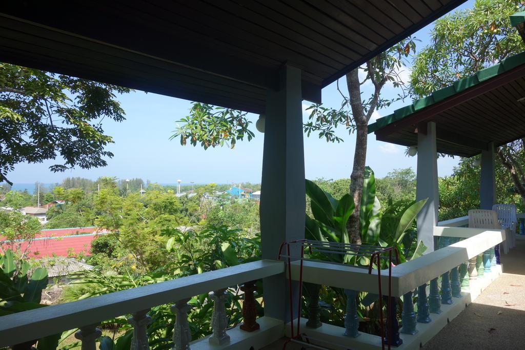 Khaolak Hillside