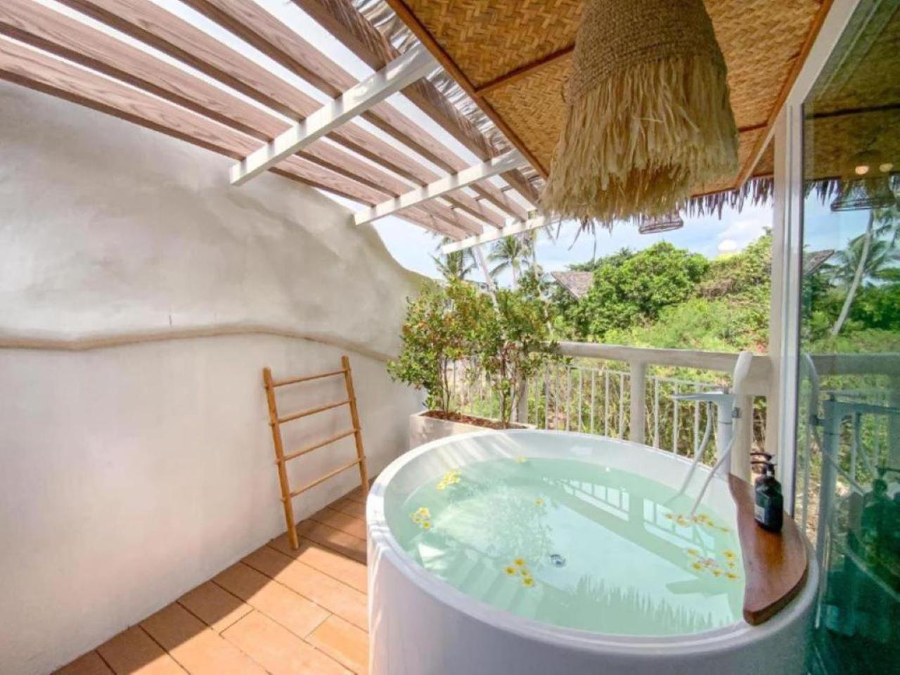 The Rock Samui Beachfront - Sha 5*