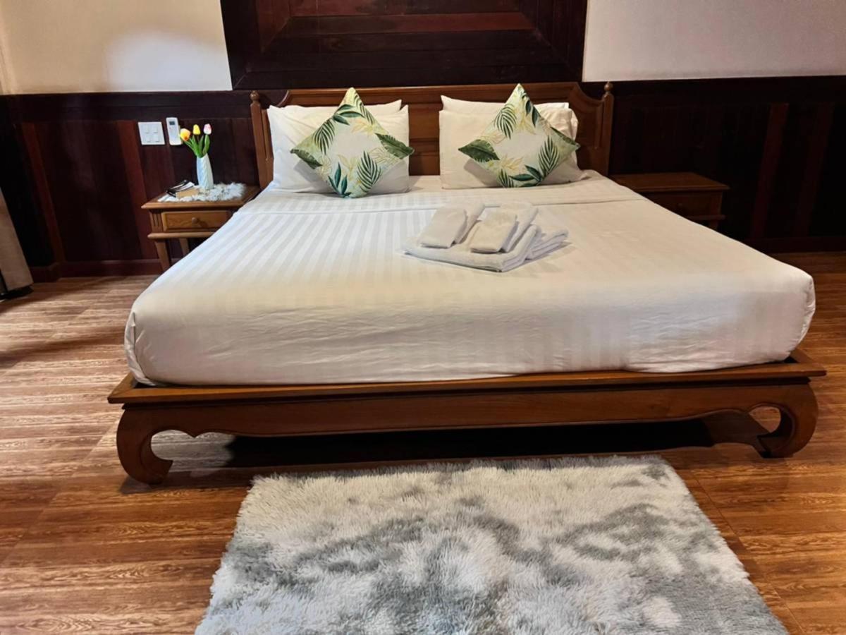 Haad Yao Bayview Hotel