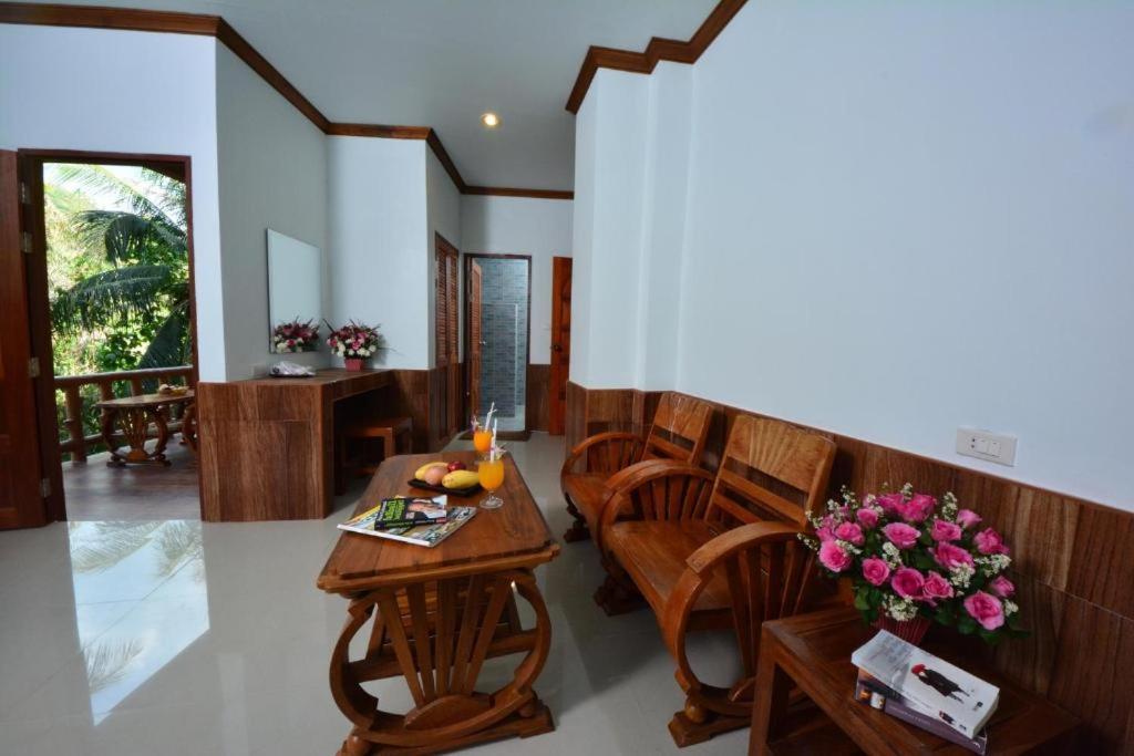 Haad Yao Bayview Hotel