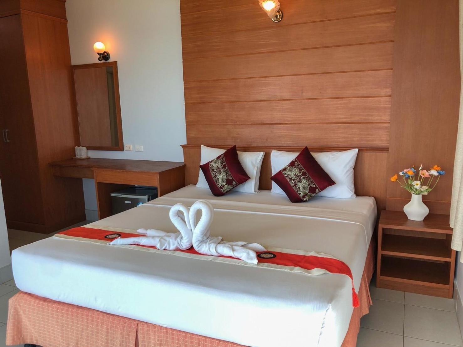 Sunsea Baan Khai