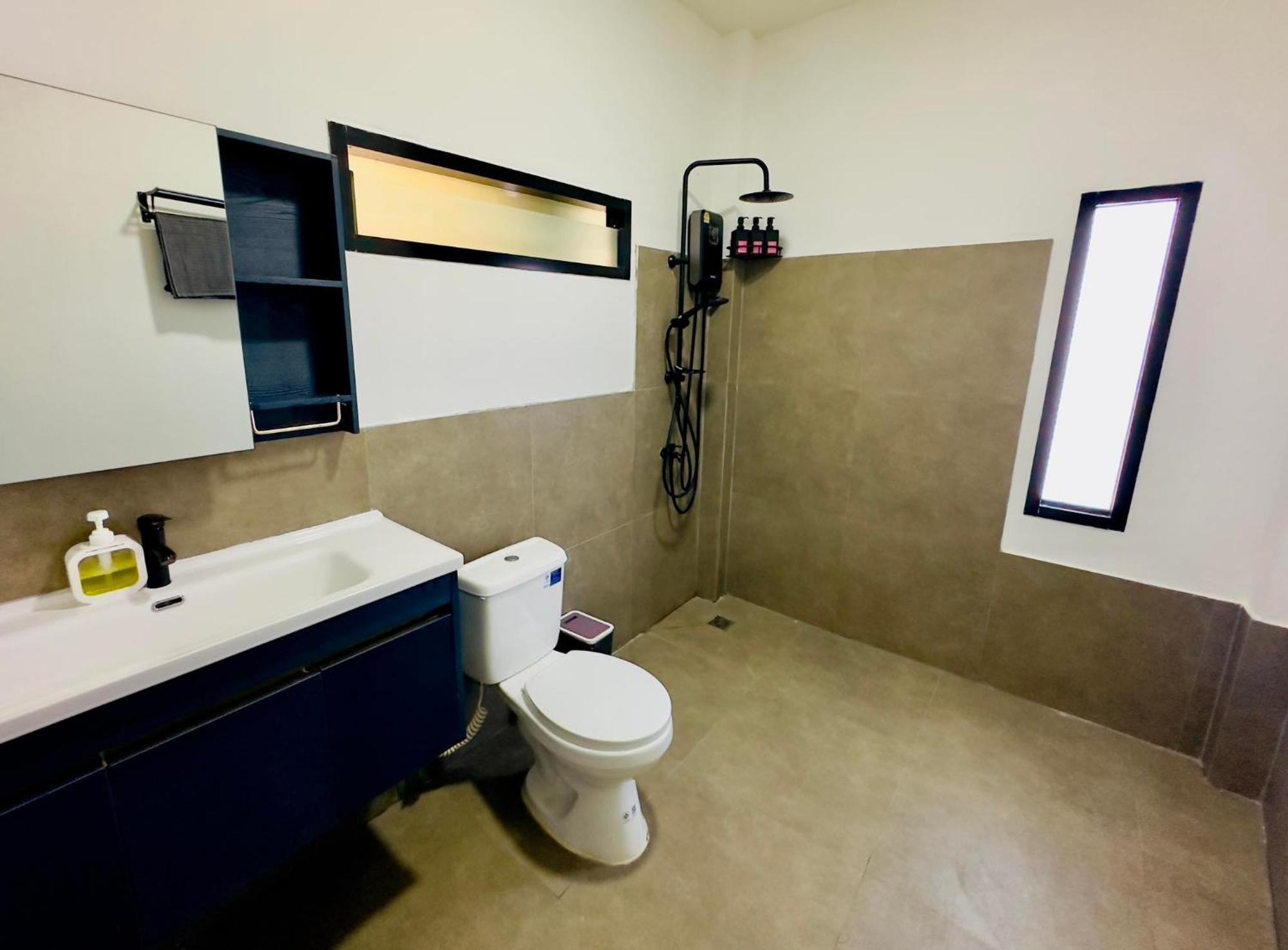 Valley View Apartment *