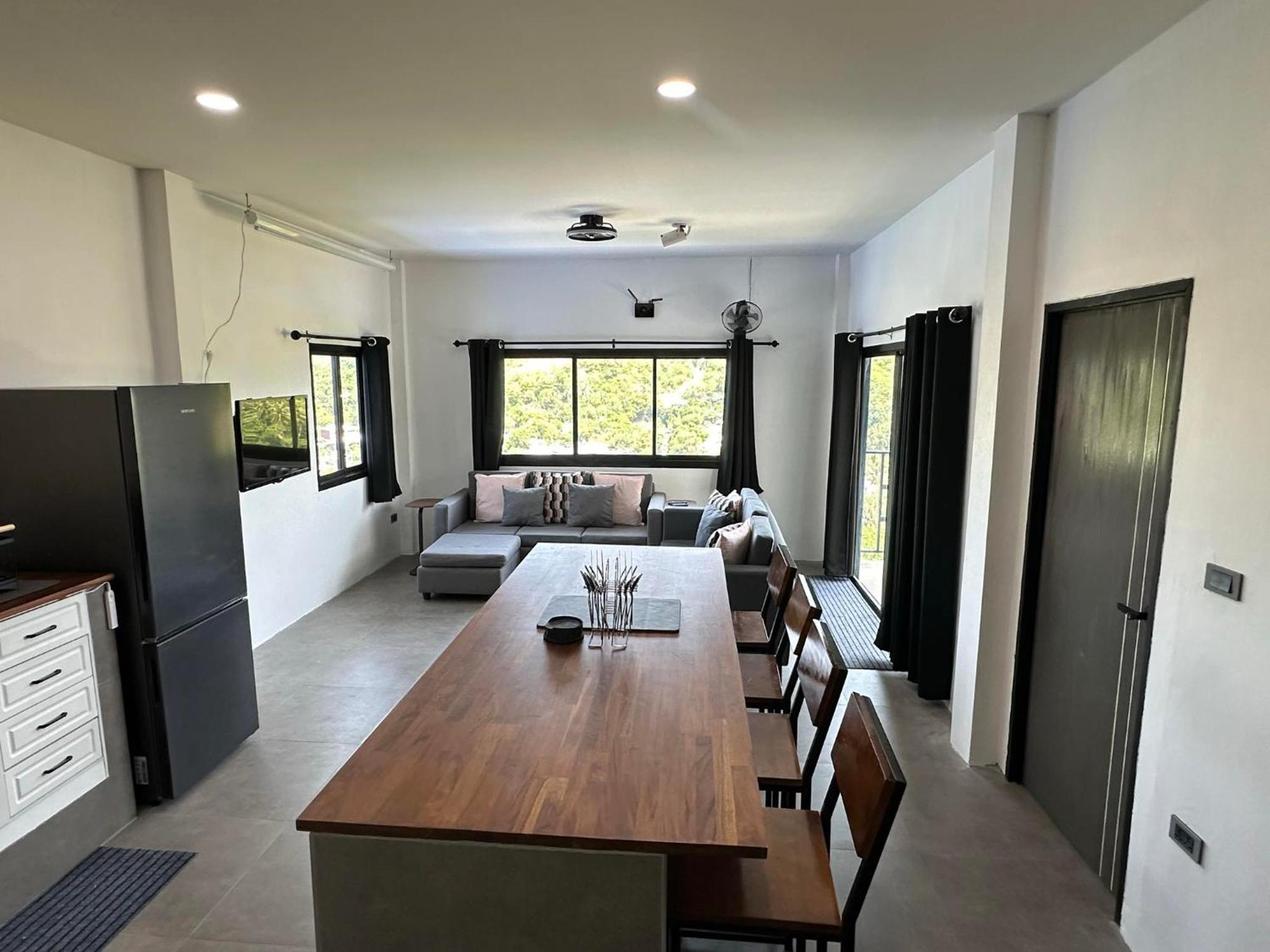 Valley View Apartment *
