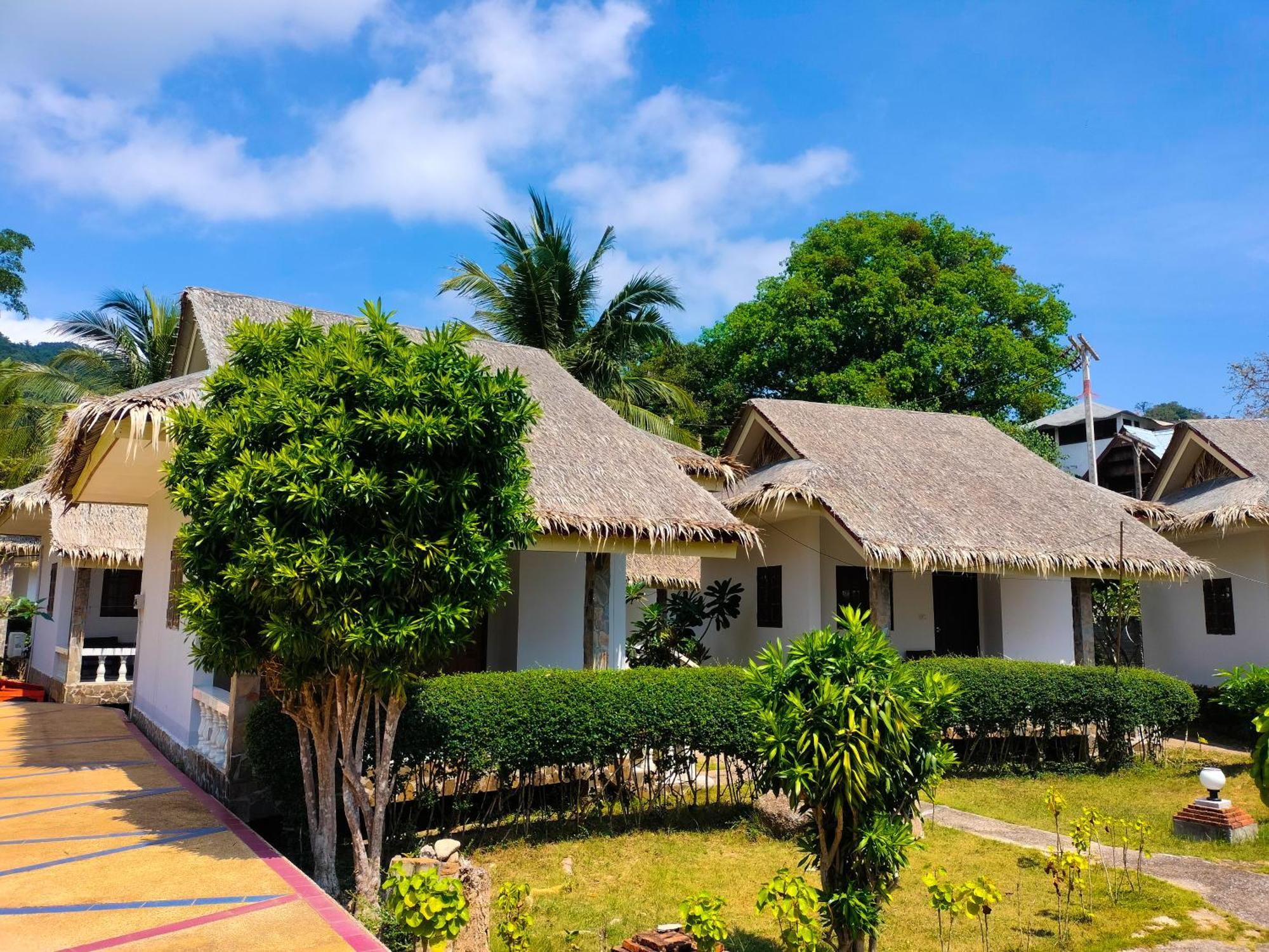 Phuwadee Resort