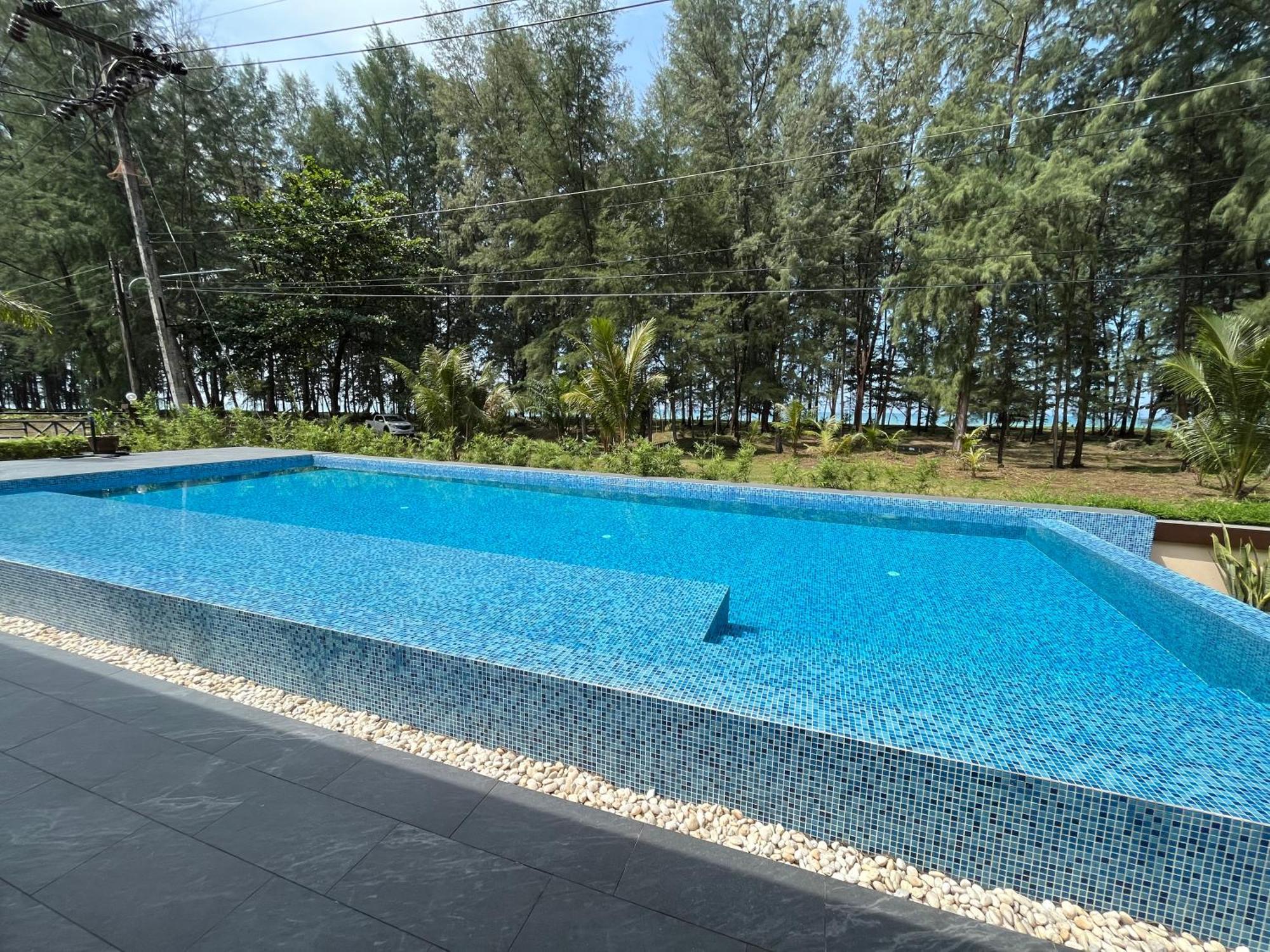 Coral Pool *