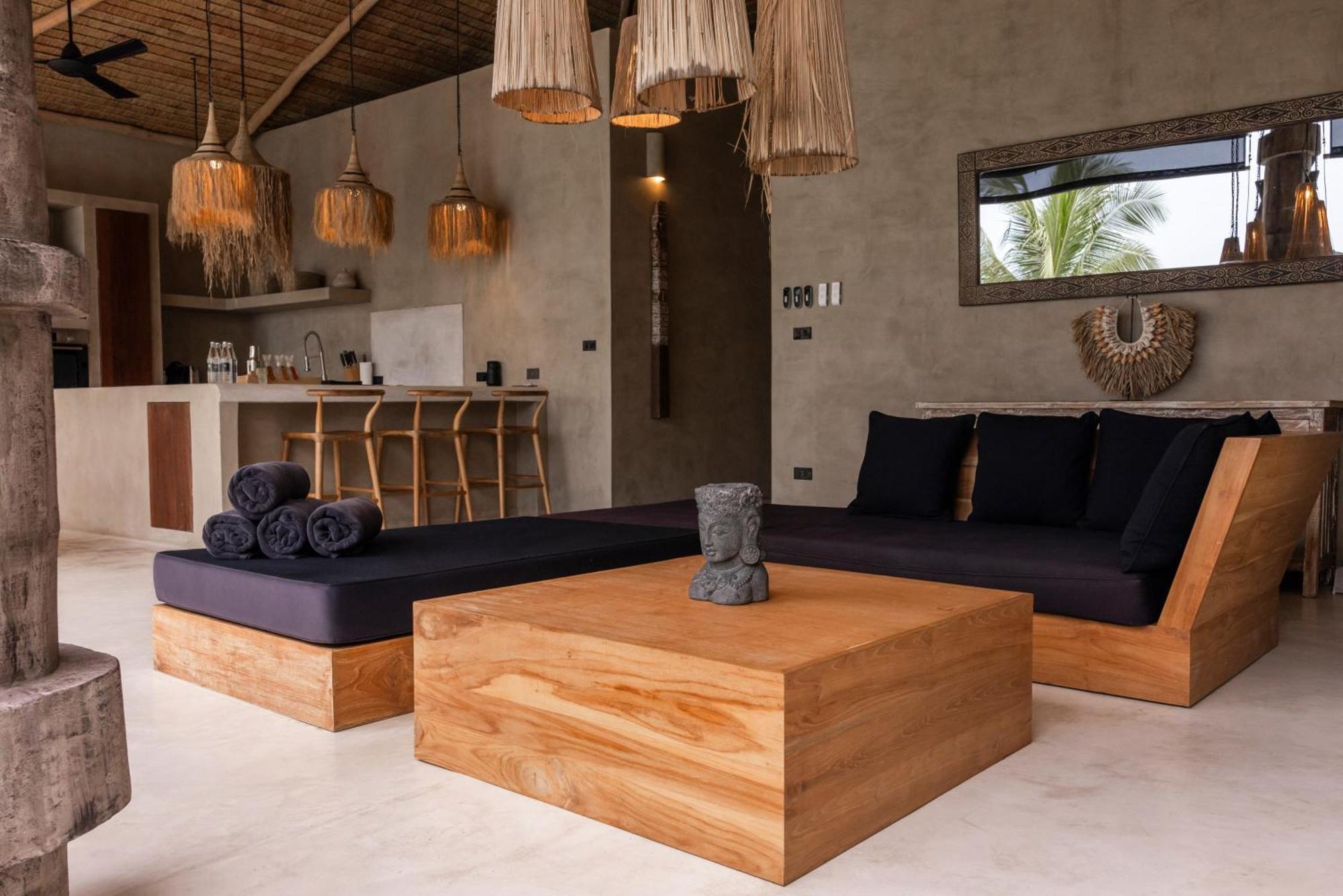 Karma Hotel