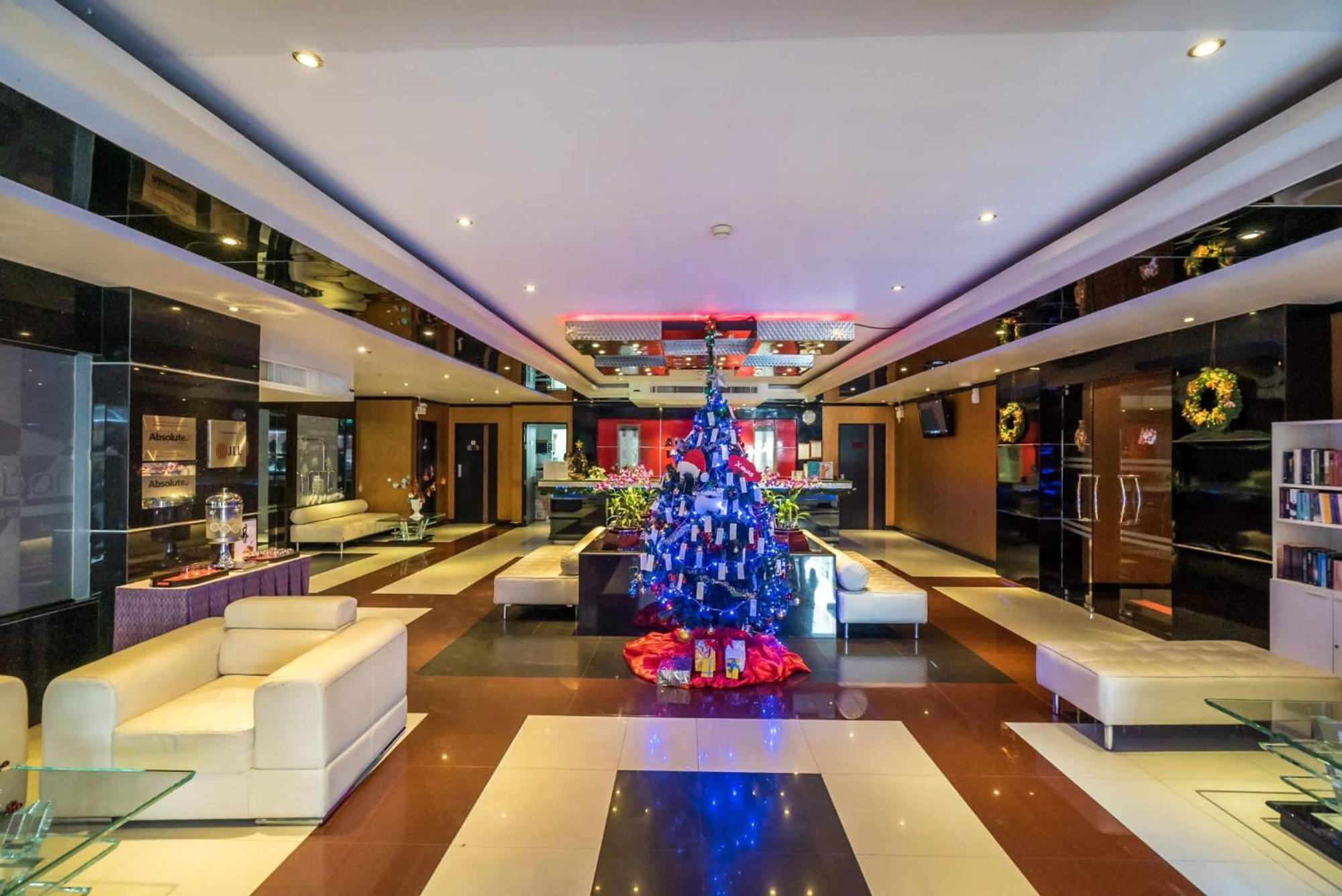 306 Promotion Modern 1 Bedroom In Bangla Road With Private Jacuzzi & Roof Pool Apartment Patong