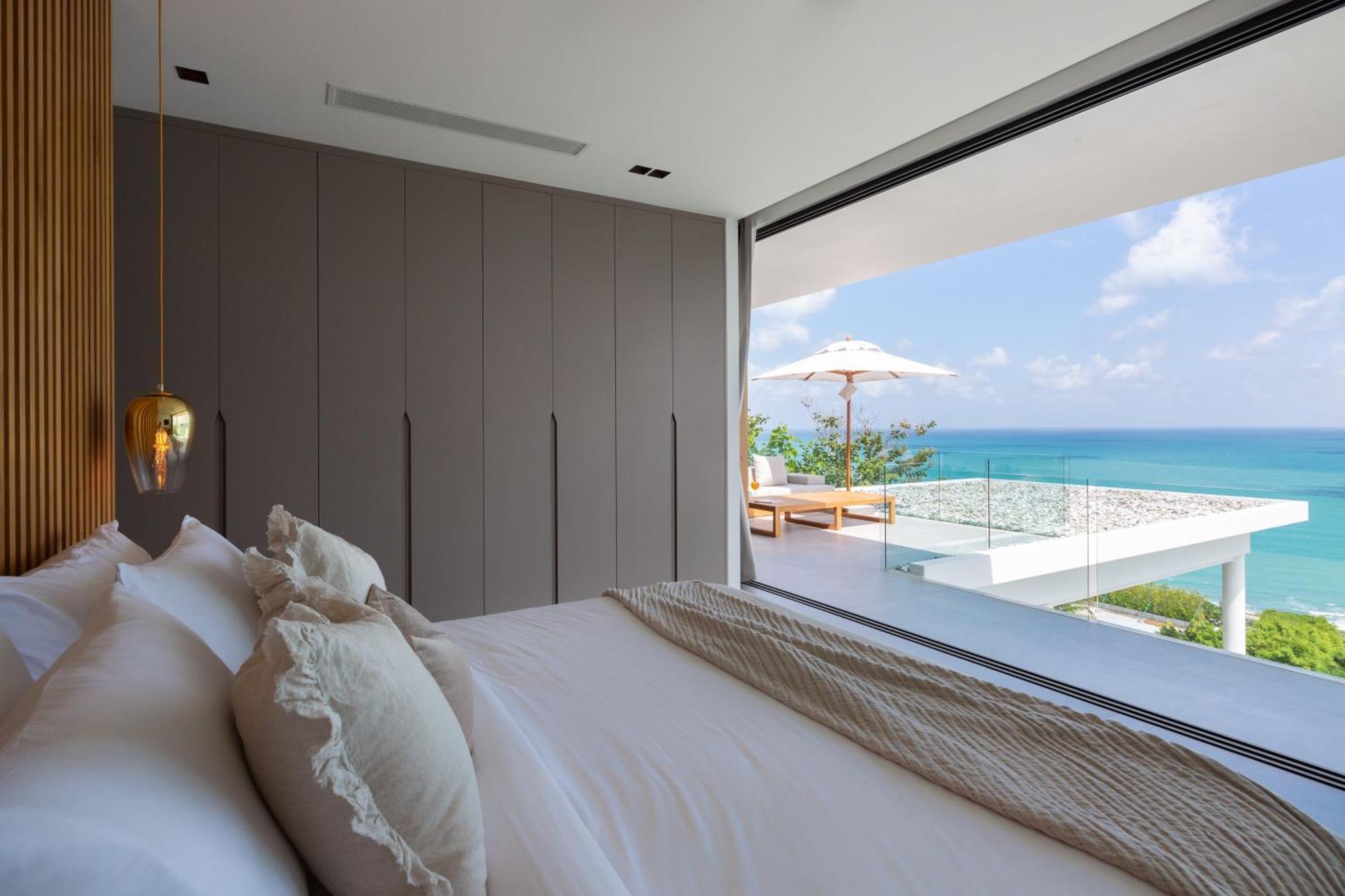 Amylia, Full Service With World-class Seaview