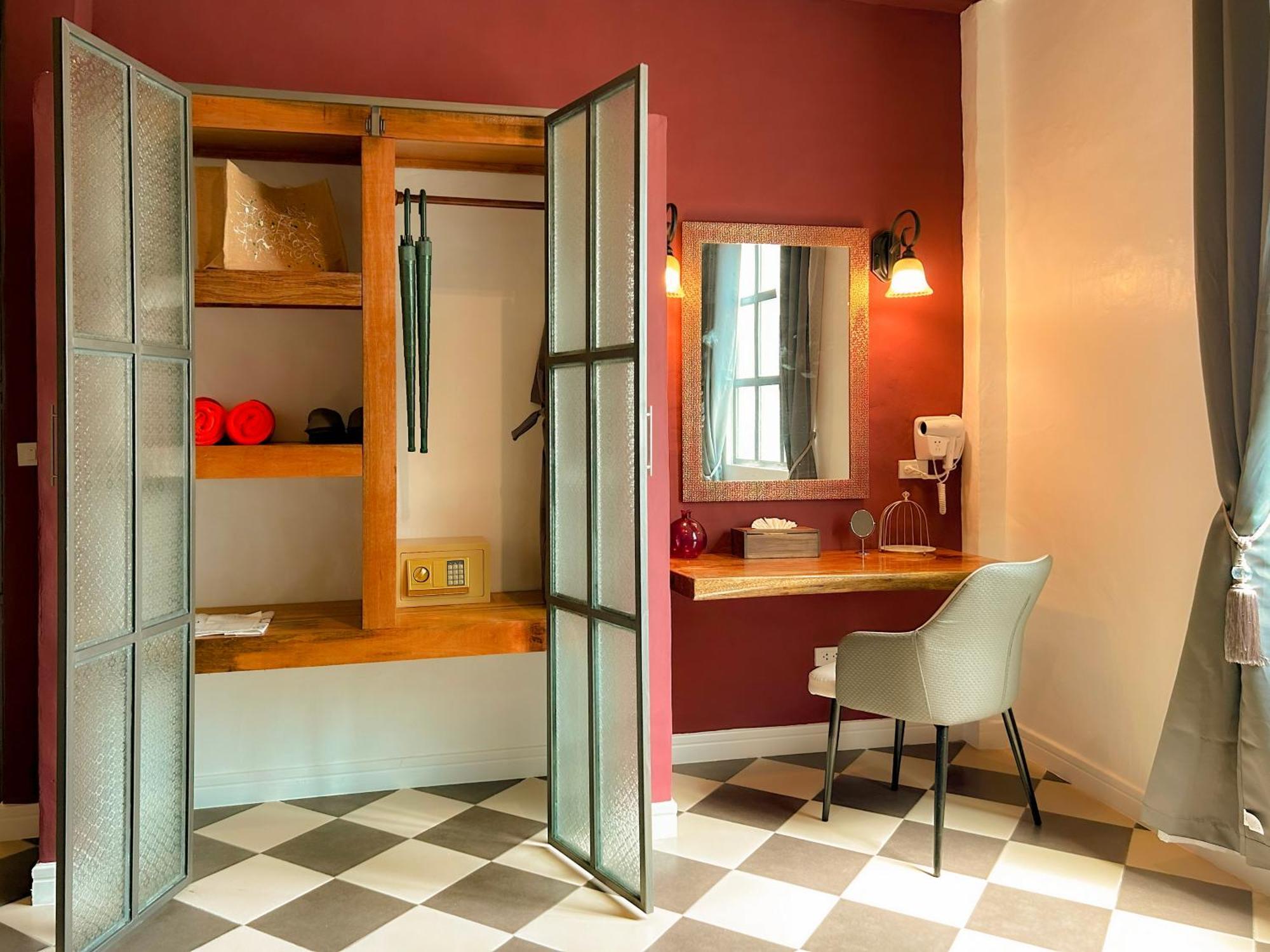 Milky Bay Resort 4*