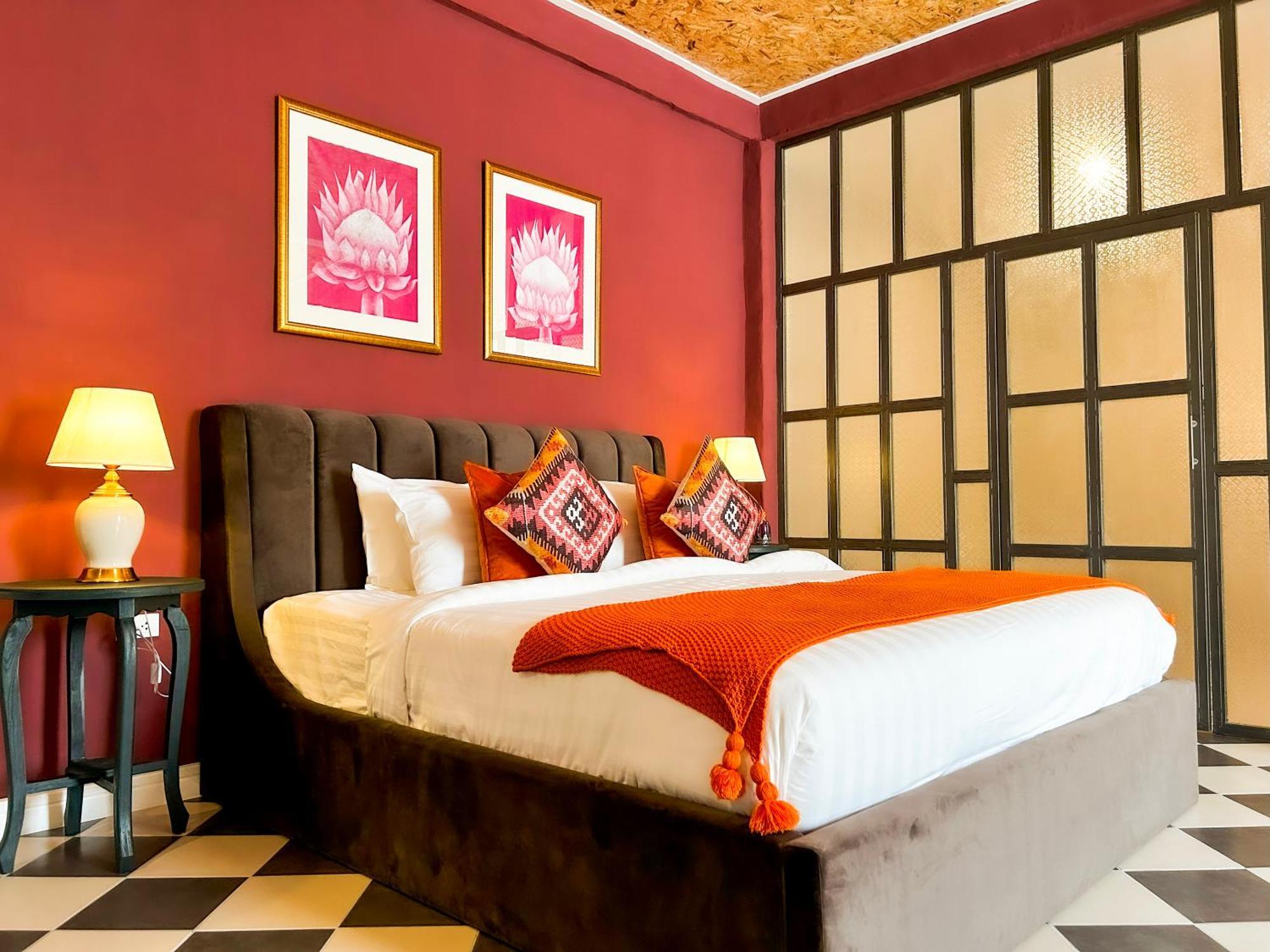 Milky Bay 4*