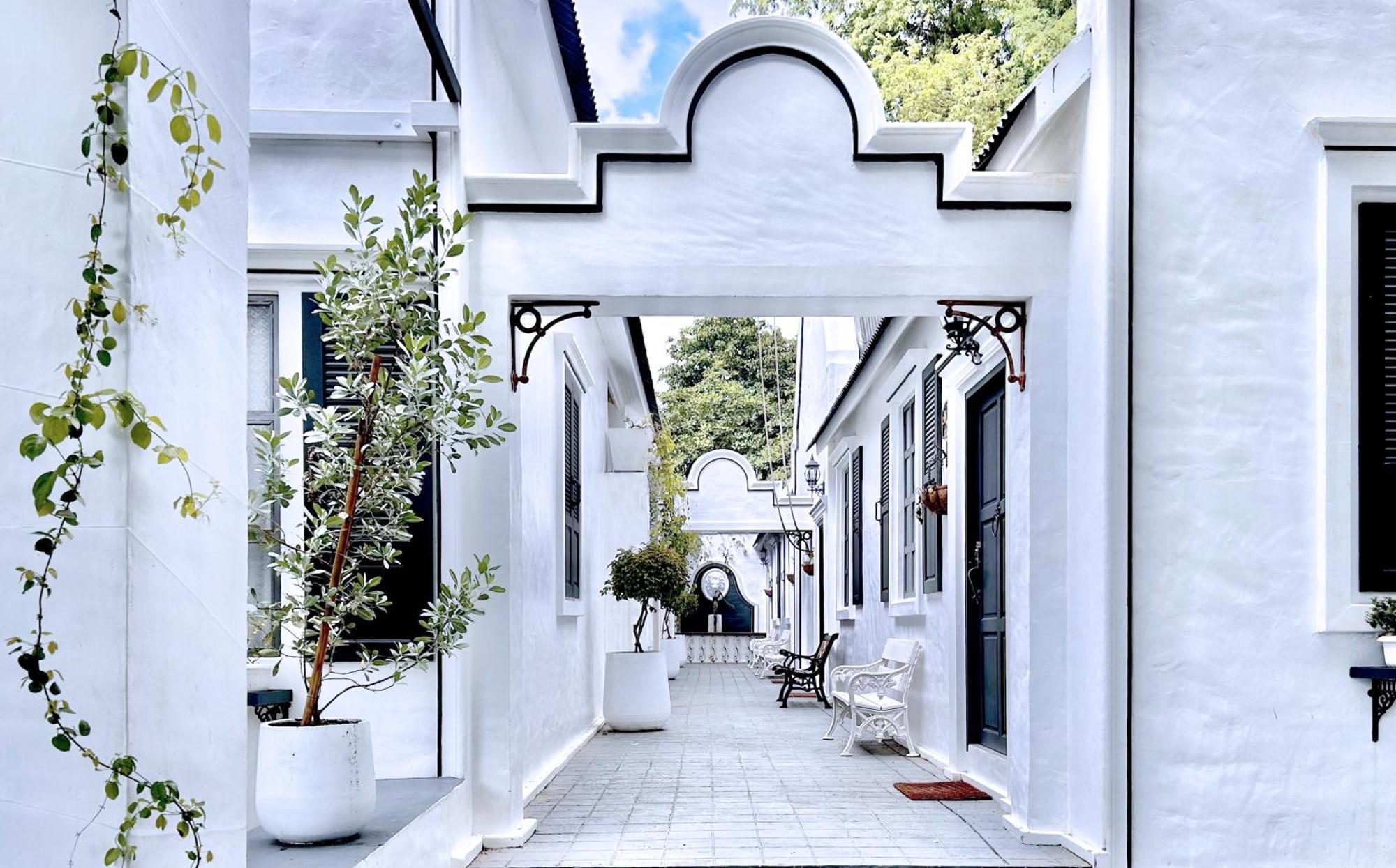 Milky Bay Resort 4*