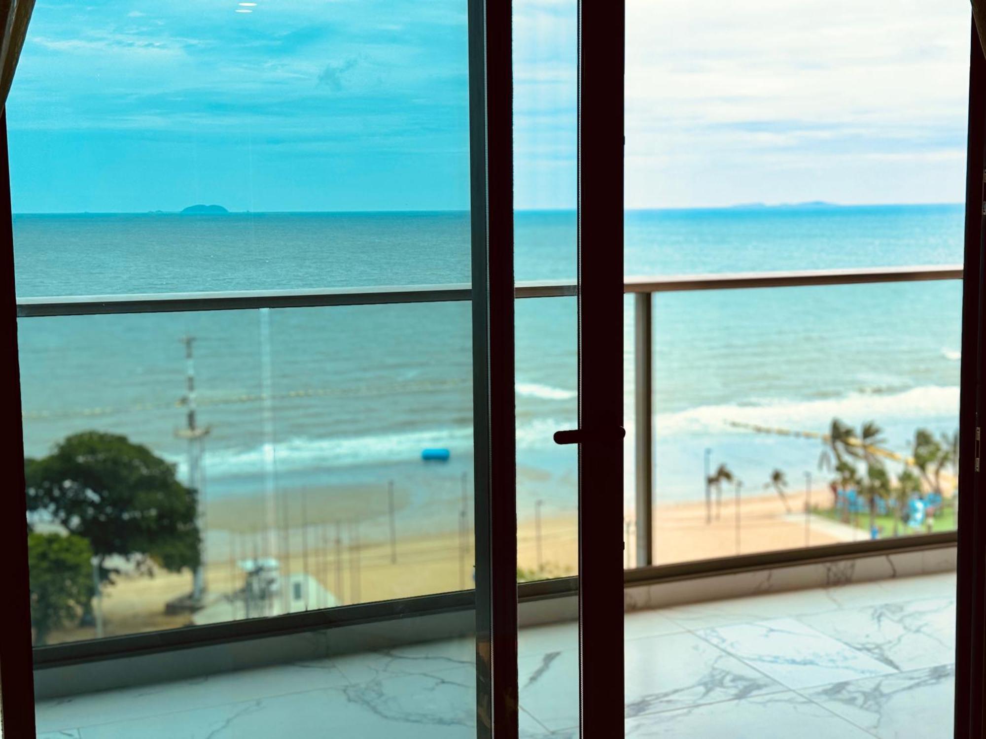 Copacabana Luxury & Yahaha * Jomtien Beach