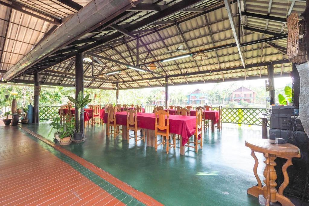 Oyo 920 Saensukkho And Hotel Chiang Rai
