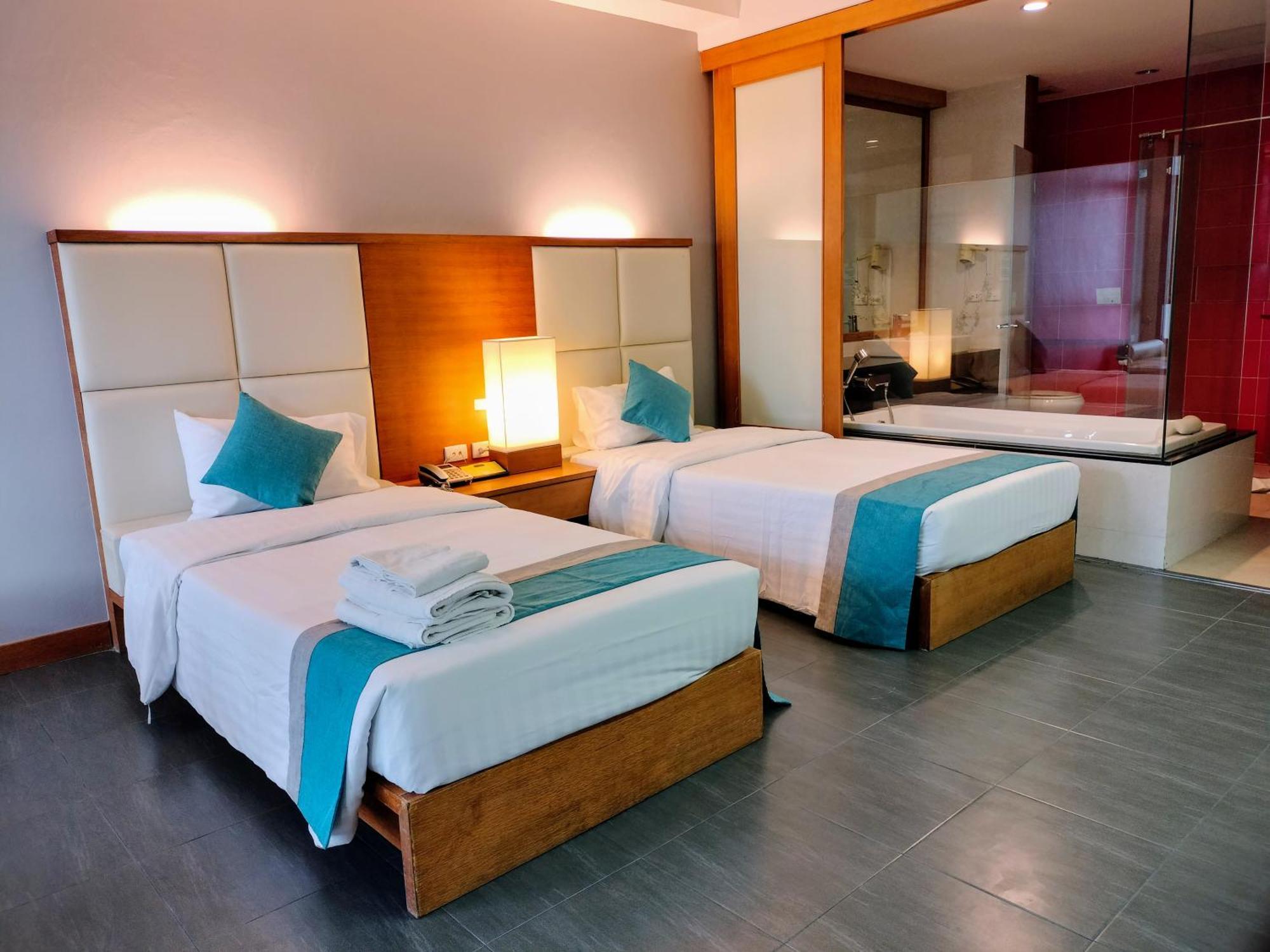 Resort Chang Buri & Hillside Koh Chang