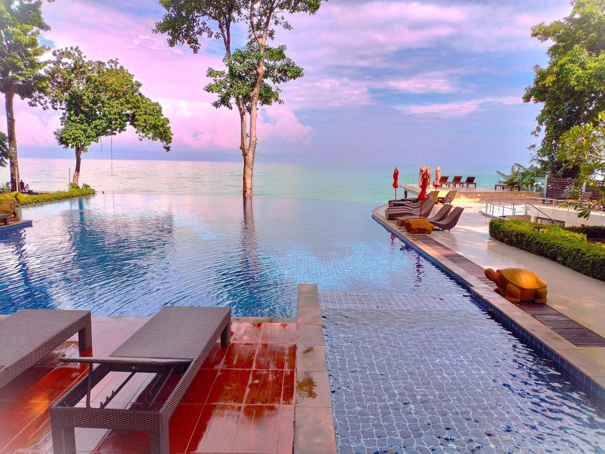 Chang Buri & Hillside 3*